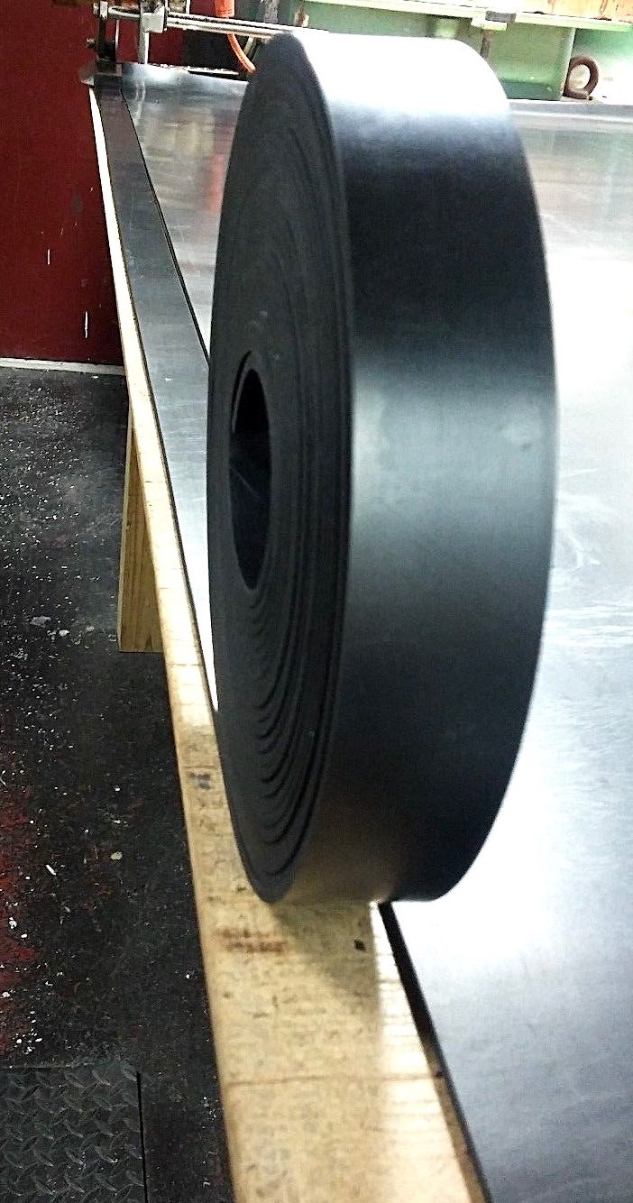 Neoprene Sheet Rubber Solid Strip 1/8″ Thick x 2-1/2″ W x 5-Foot L 60 Duro Std