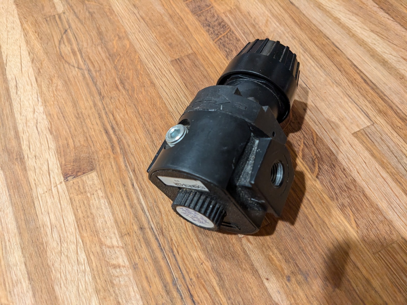 Dixon R16-02R Air Pressure Compressor Regulator 0-125 PSI 300 MAX 150 F Temp