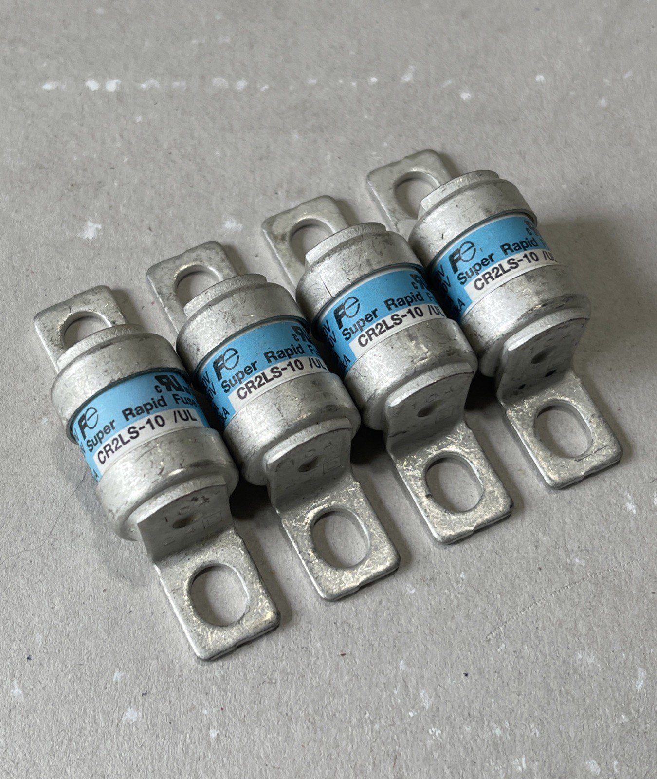 Lot of 4 Fuji Electric CR2LS-10 / UL Super Rapid Fuse 10A AC250V DC400V