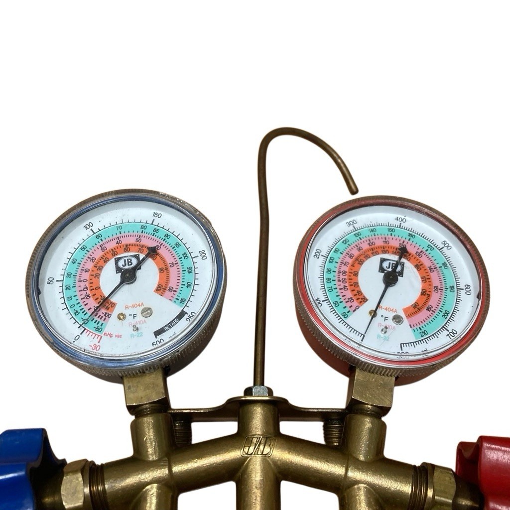 JB INDUSTRIES Just Better M2-22831 Brass Manifold Gauges 2 Valve 3 Hoses USA