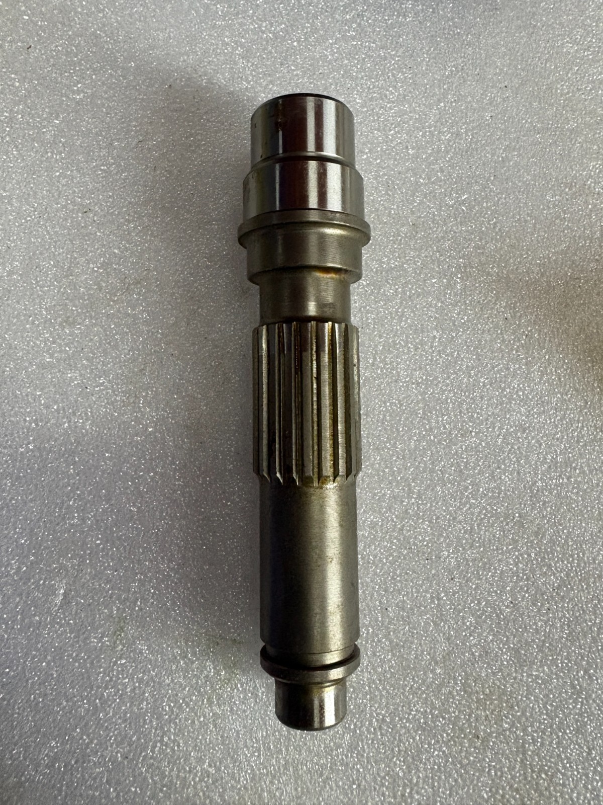 GM07VA DRIVE SHAFT FOR TRAVEL MOTOR