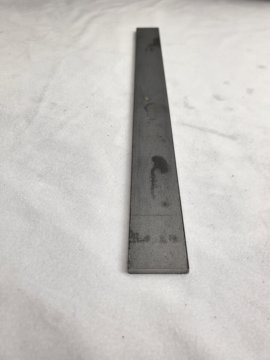 1095 Hot Rolled Carbon Steel 3/16″ x 1″, 12″ bar, Knife Making Stock, Billet