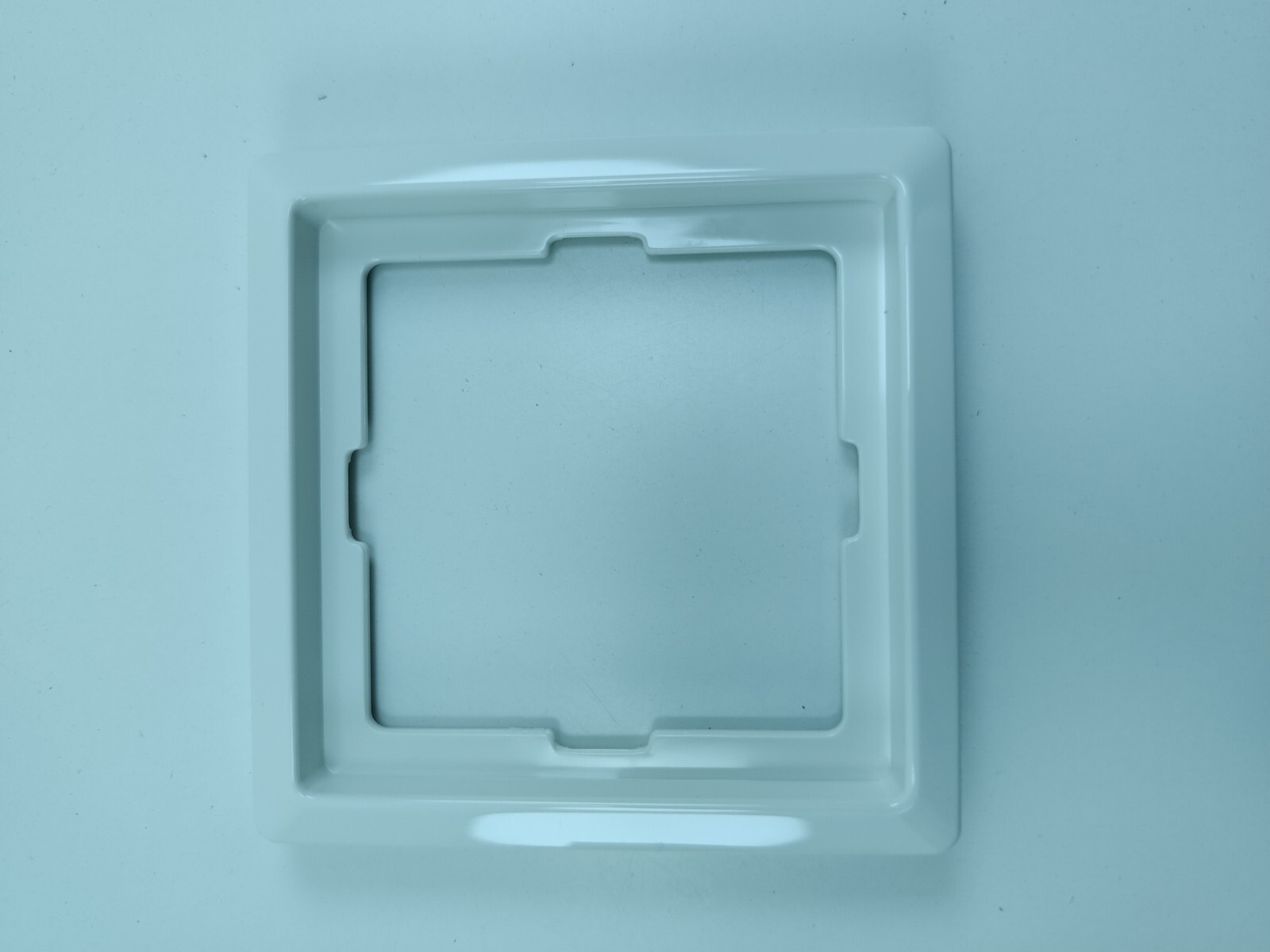SCHNEIDER ELECTRIC MTN481119 Artec Frame 1-Gang Polar White Glossy PER 1PC