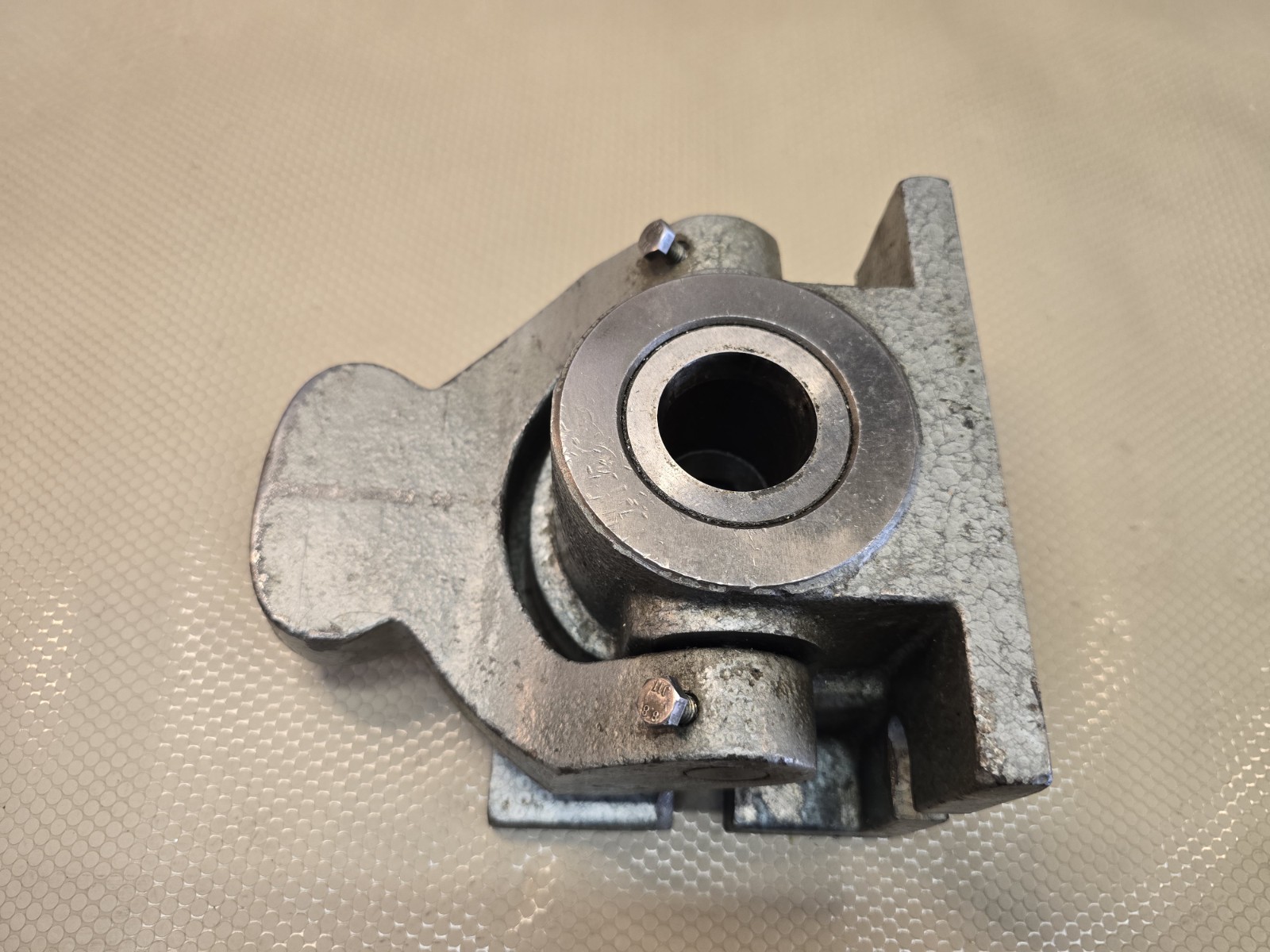 Series 5C, Horizontal/Vertical Standard Collet Nose Holding Fixture 235-6085