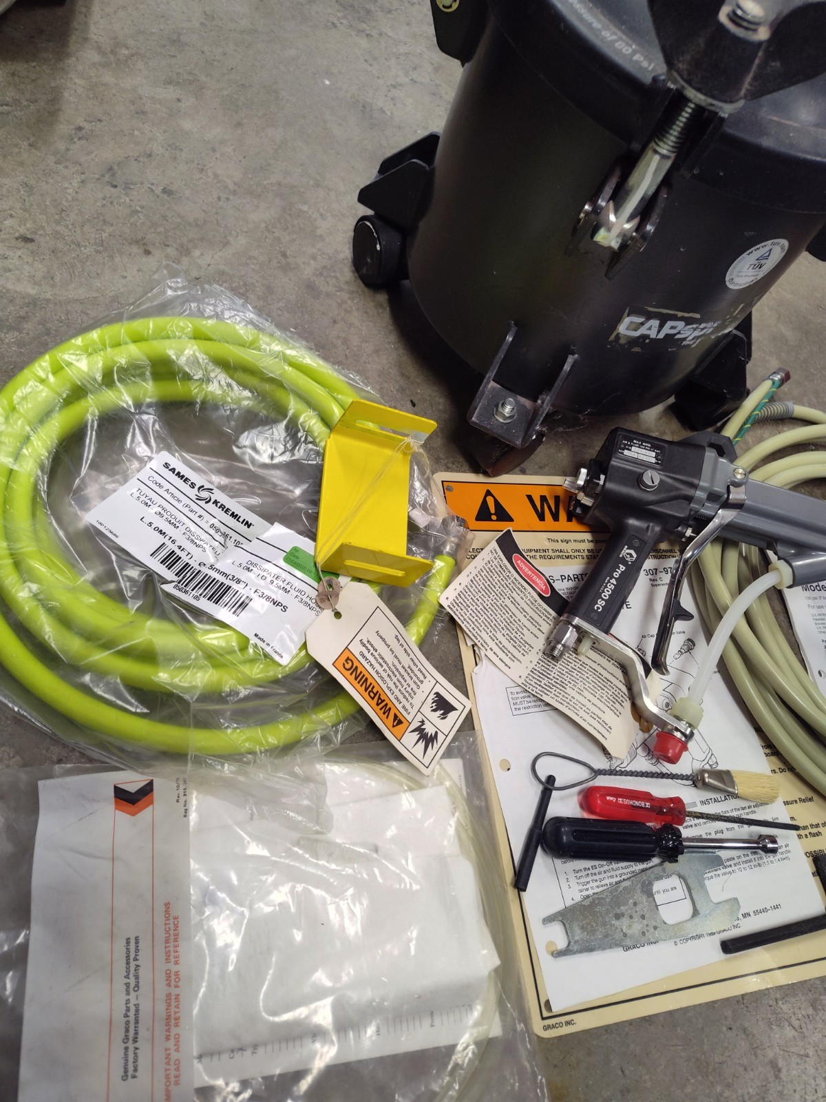 GRACO ELECTROSTATIC SPRAY SYSTEM W /NEW PRO 4500 SC GUN ETC, MUST SEE 💲SAVE💲