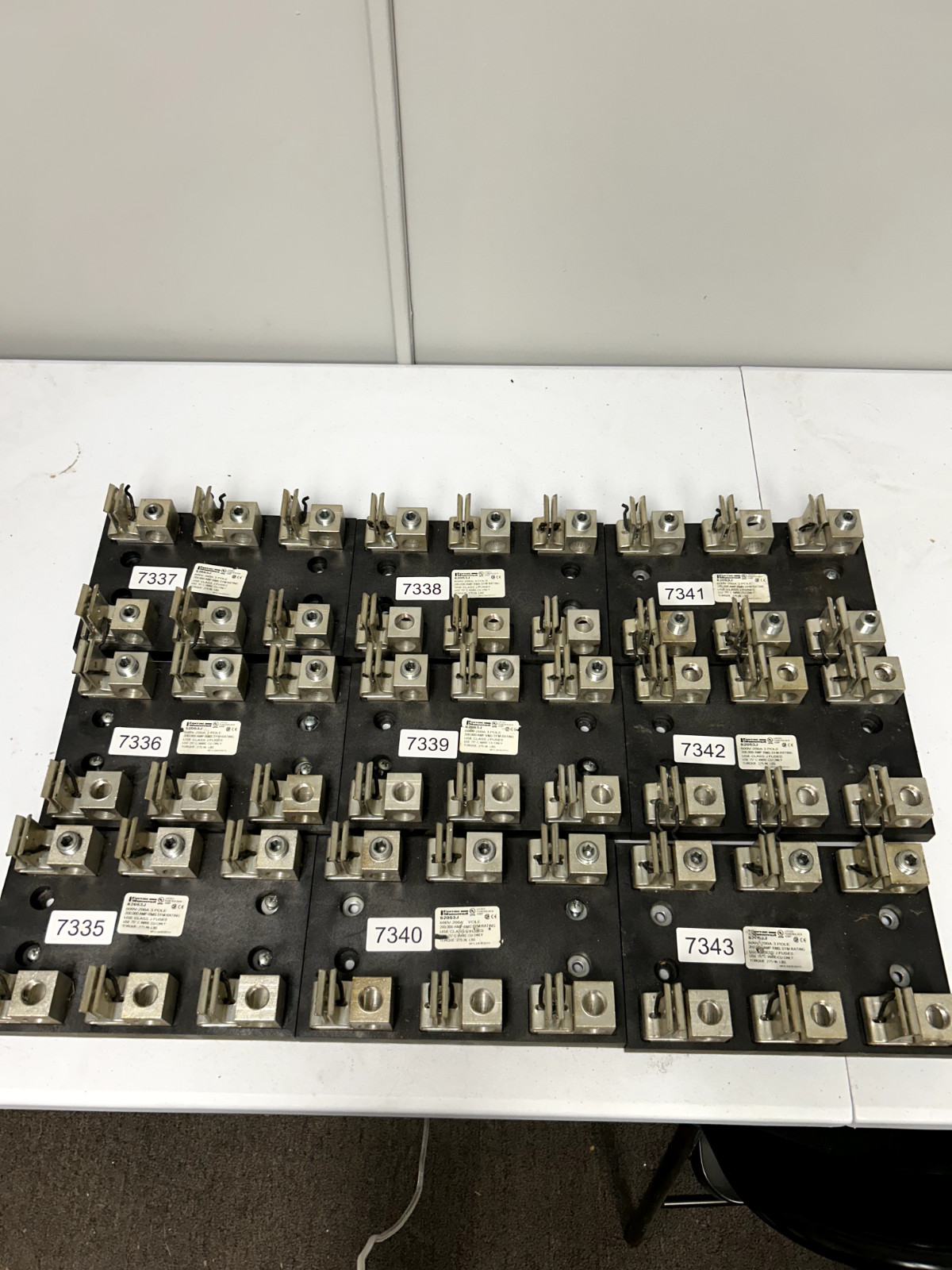 Ferraz-Shawmut 62053J Fuse Holder 600V-200A 3 Pole