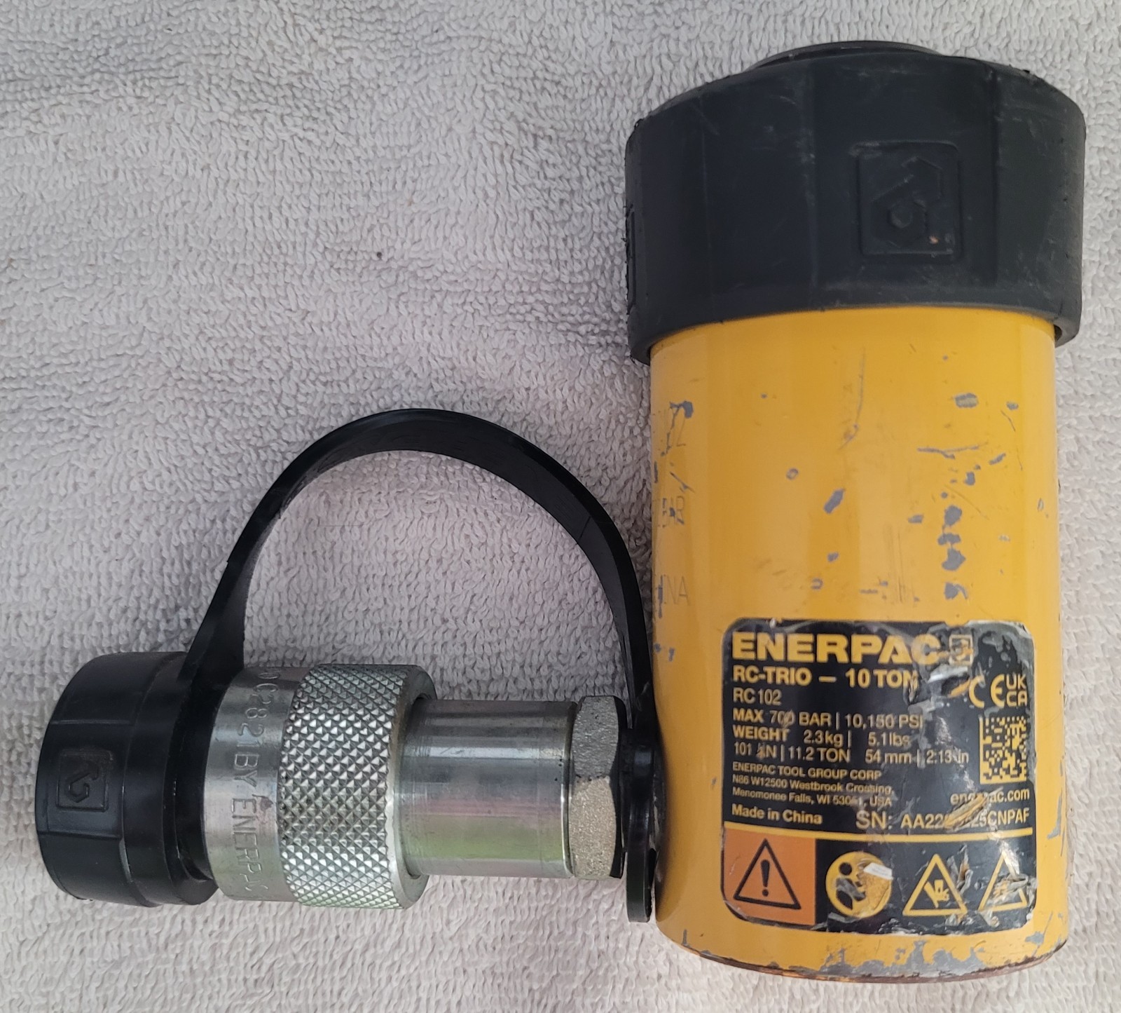 Enerpac RC102 Trio Hydraulic Cylinder… Single Acting 10 Ton Capacity 2″ Stroke