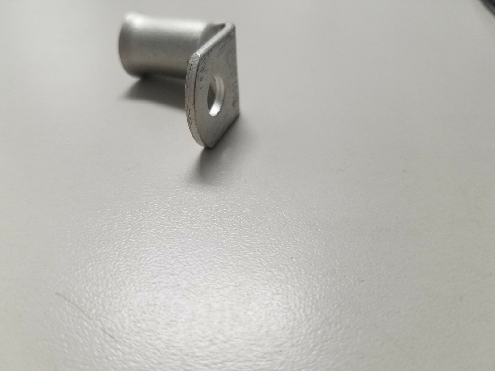 (4) 1/0 tinned lugs with 5/16 stud hole 90 degree