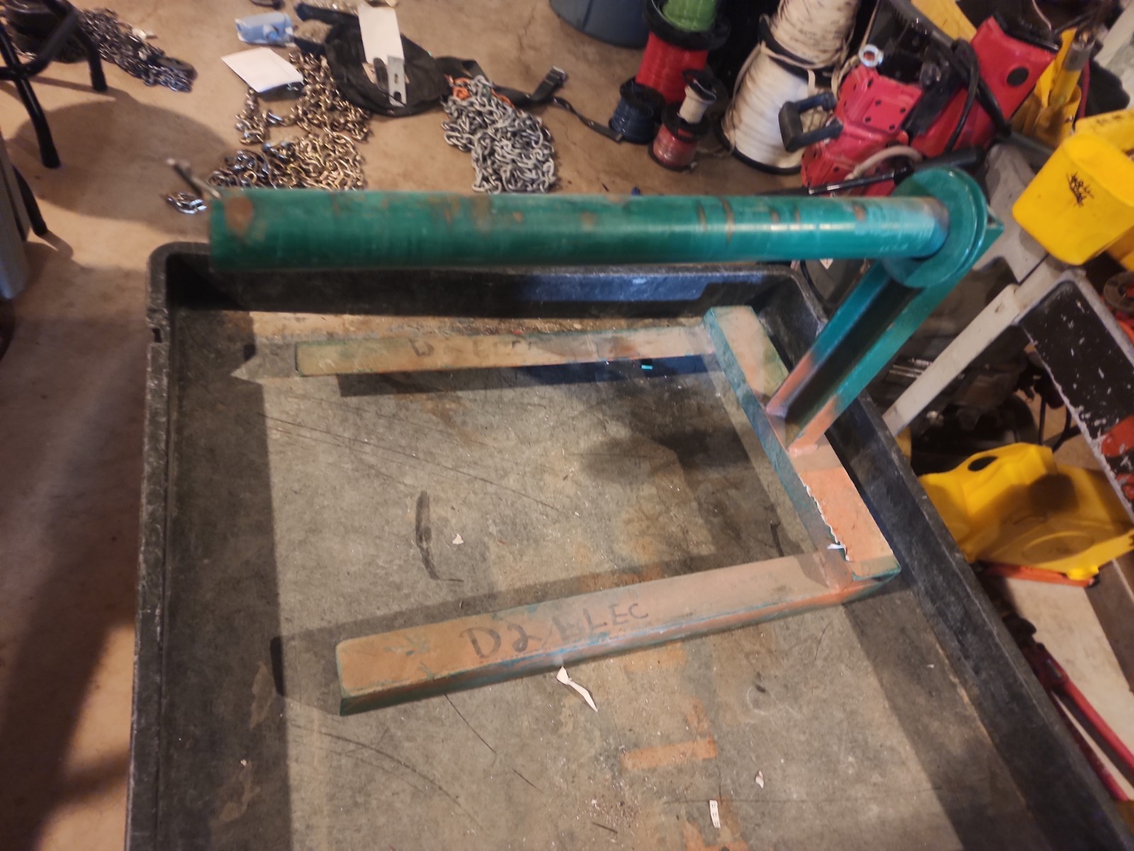 Greenlee 644 Rope Or Wire Stand