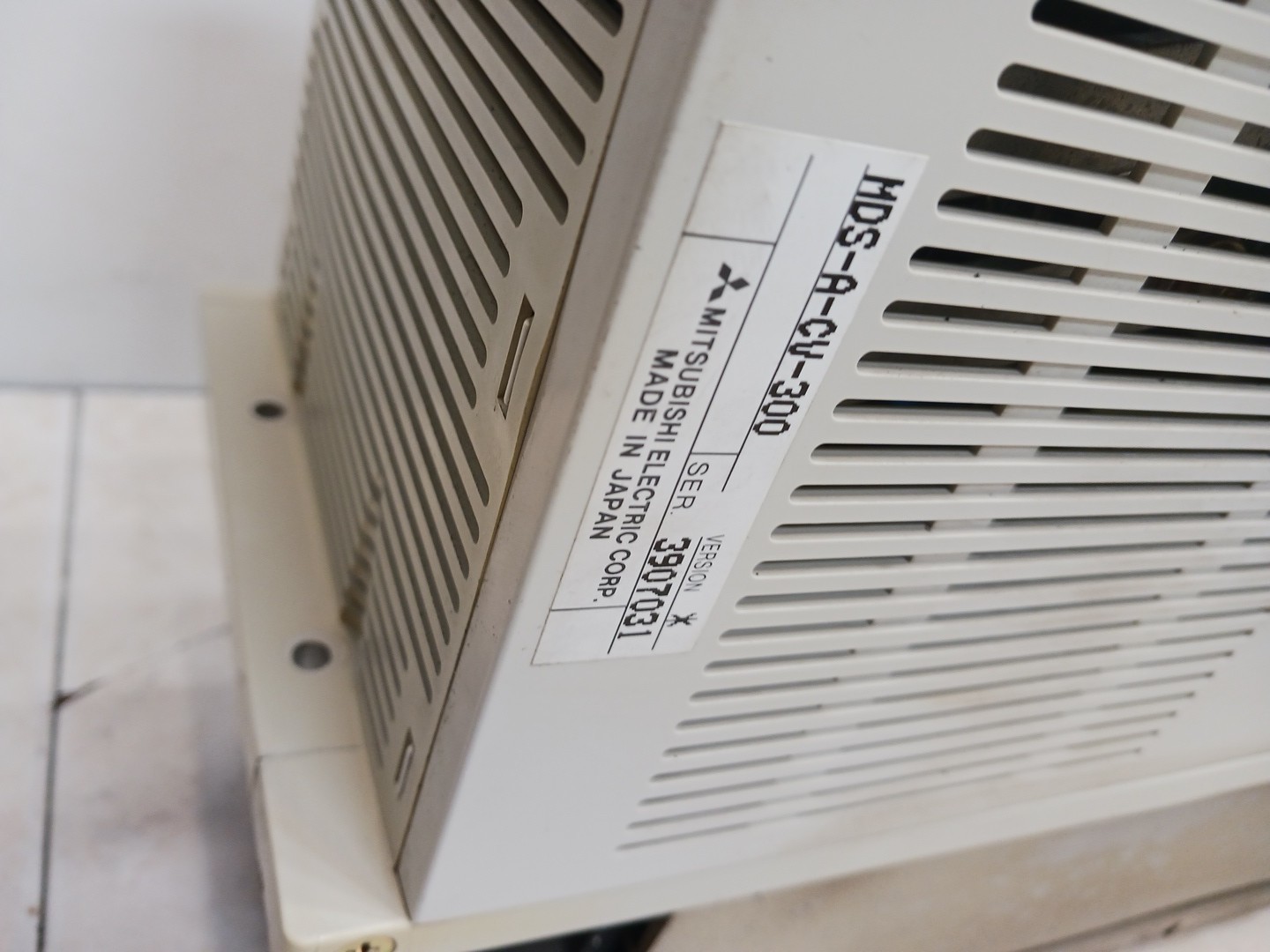 Mitsubishi MDS-A-CV-300 Drive TESTED, 30 DAYS WARRANTY