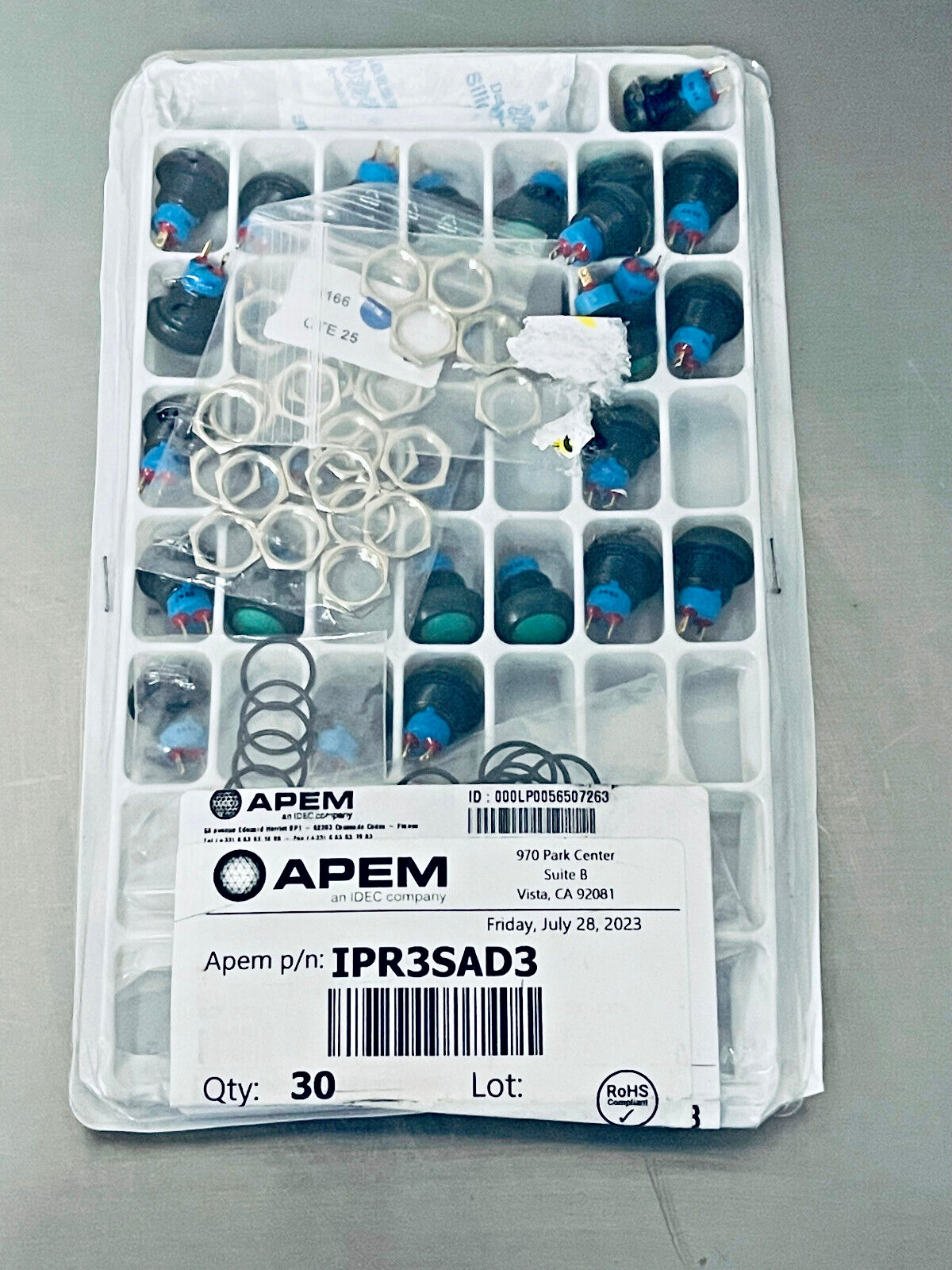 Apem IPR3SAD3 Green Pushbutton Switch SPST-NO IP67 48V Pack of 30 New