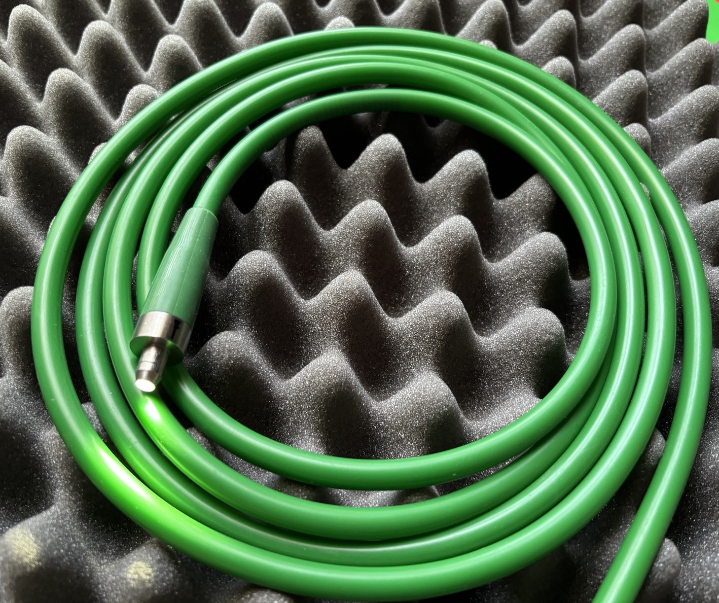 Stryker 233-050-400 AIM SafeLight Fiber Optic Cable & Henke Dyonic Storz Adapter