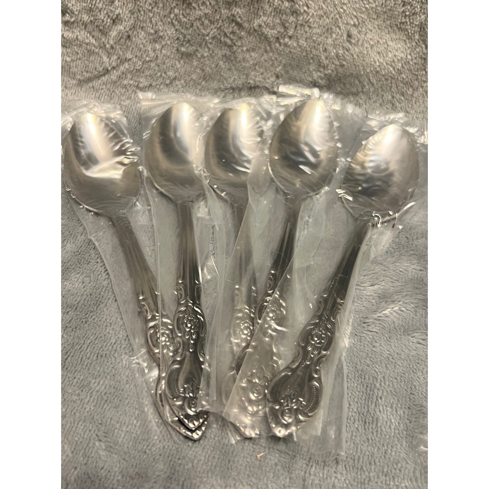 Vintage Rogers Bros Eternally Yours Silverplate Spoons Set 5 7.5″