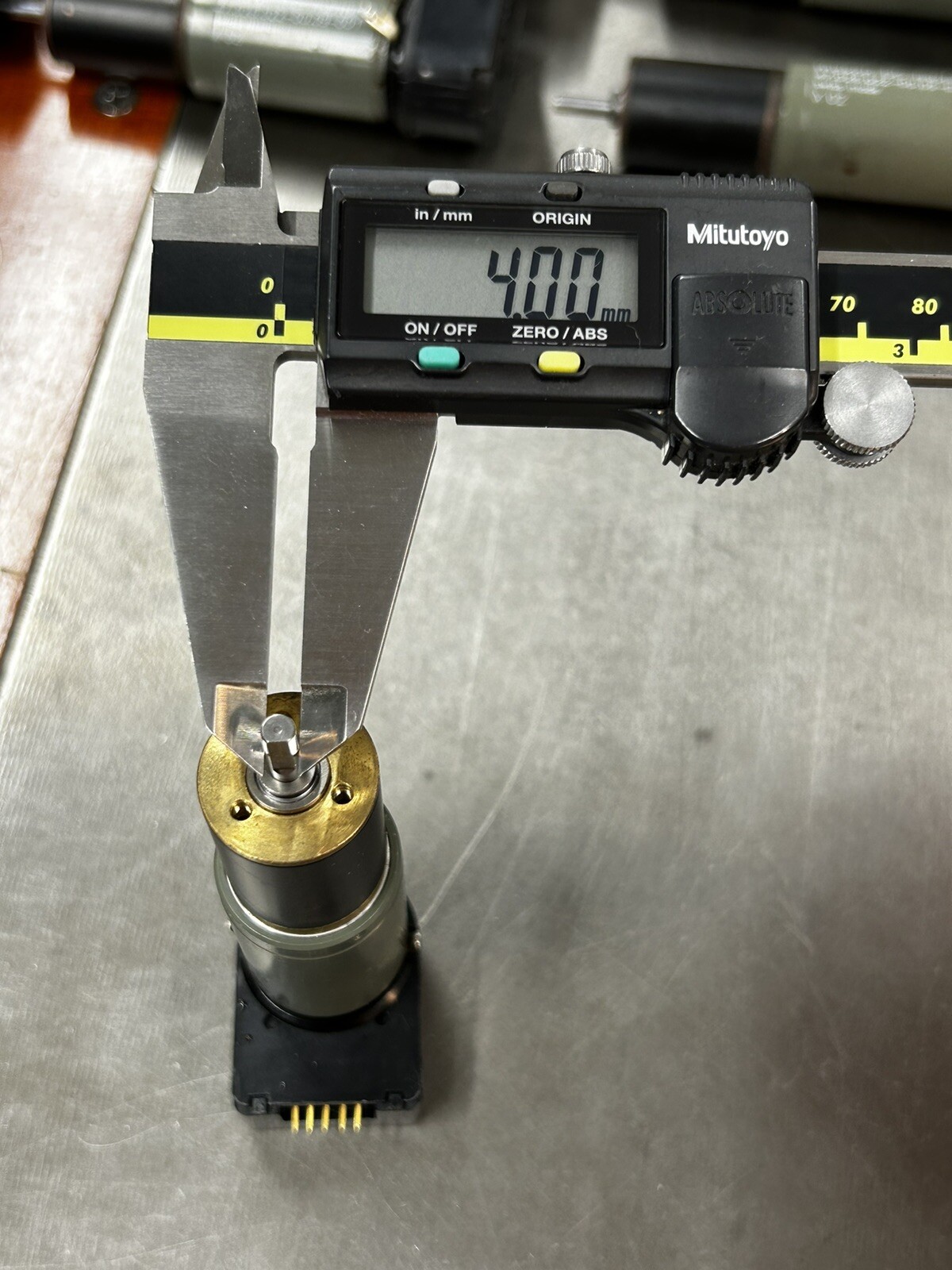 QTY 1 MAXON GEAR MOTOR 19:1 RATIO CORELESS ARMATURE 3-24 VDC REVERSIBLE