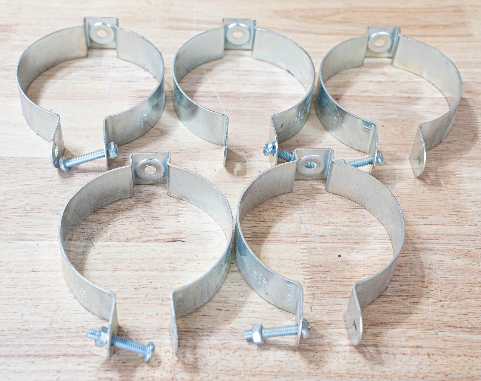 Lot of 5 – 3 1/2″ Conduit Hanger with bolt & nut for EMT, IMC, RMC, PVC conduit