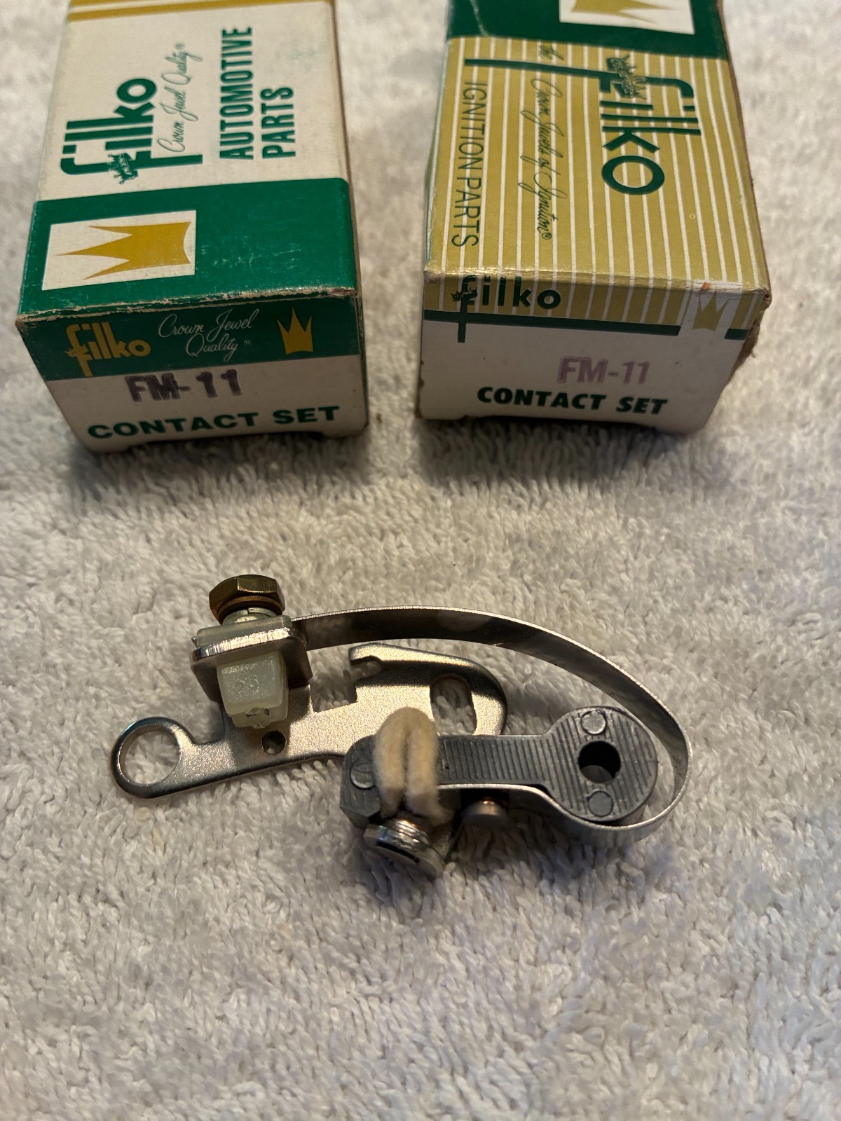 Vintage Fairbanks Morse Magneto Point Set FMX-V4B–Filko # FM11