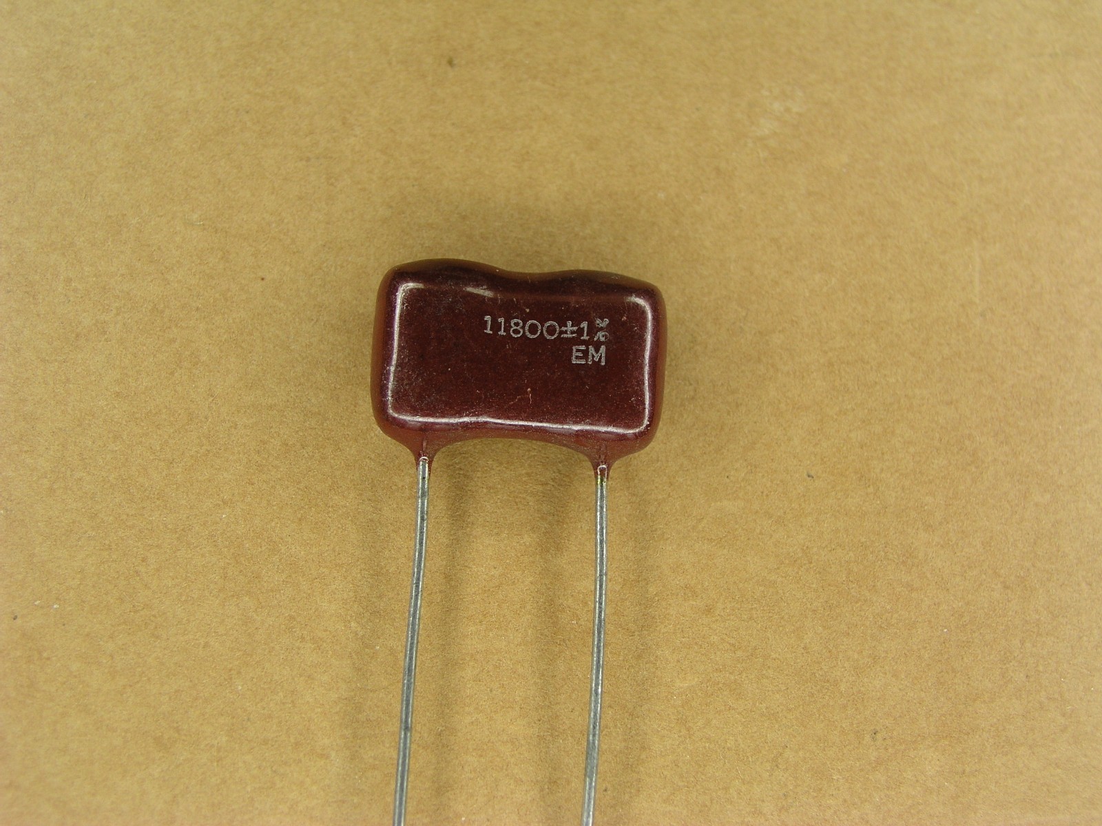 S00987K (1 Pc Lot) 11800 pf 0.0118 mfd 500V +- 1% film silver mica capacitor