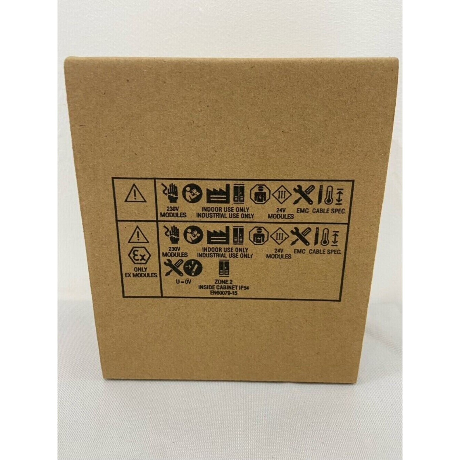 New Siemens 6ES7326-1BK02-0AB0 SIMATIC Digital input SM 326 6ES7 326-1BK02-0AB0