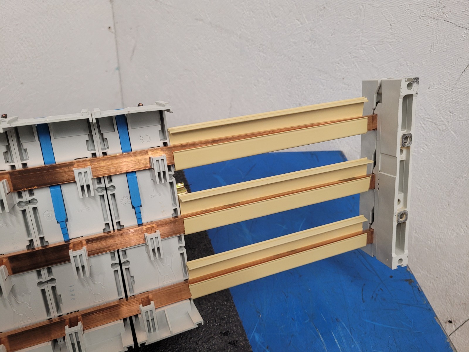 Wohner Telemecaniqe Copper Bus Bar Main Control Panel AK6-PA602 Breaker Inteface