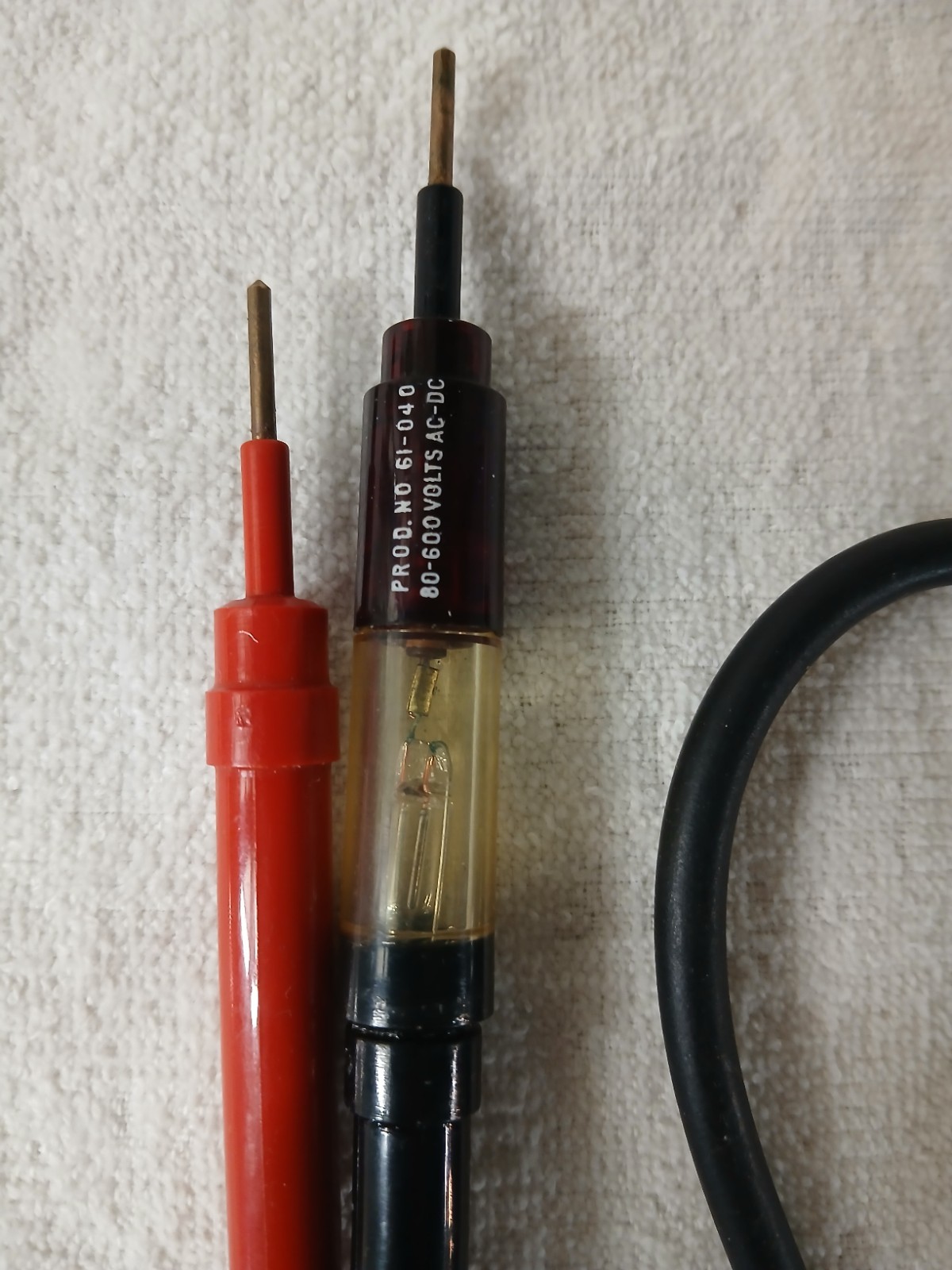 Vintage Ideal 61-040 Handheld Test-Glo Circuit Tester Red Black 80 to 600V AC-DC