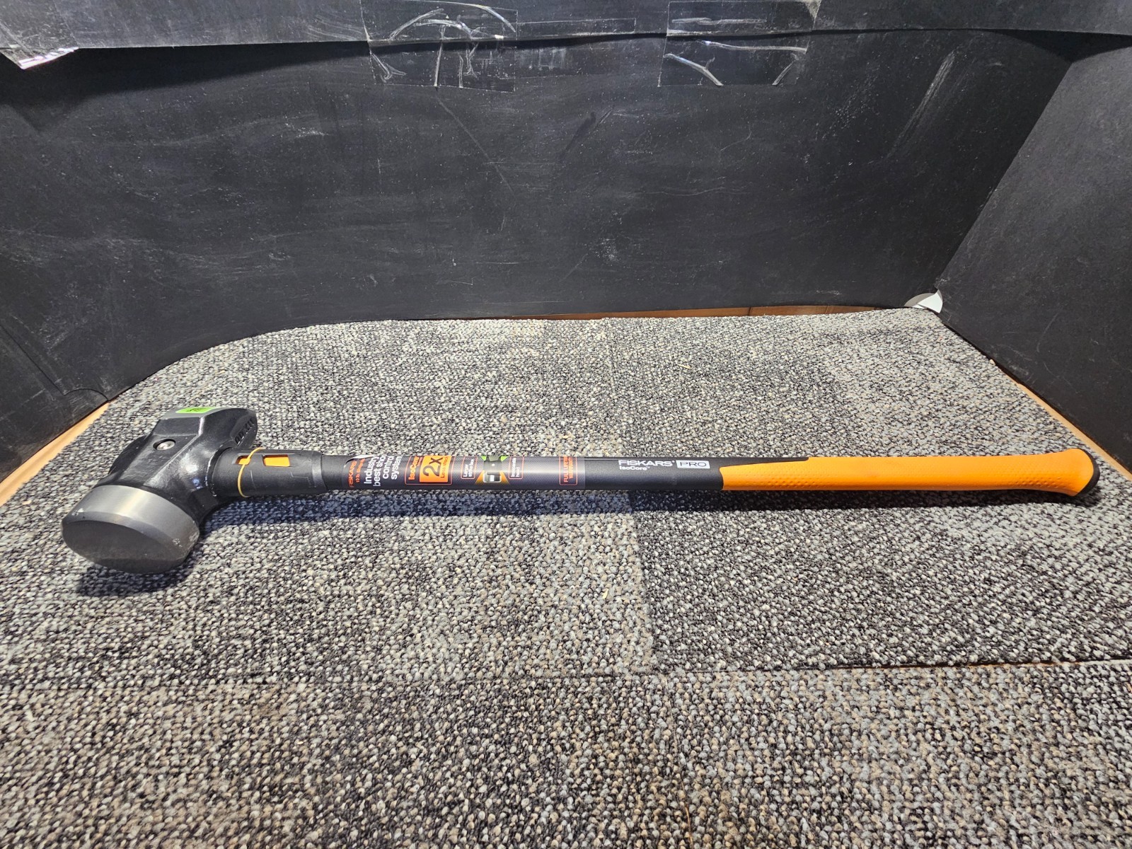 Fiskars 750620 IsoCore 10 lb Sledge Hammer, 36″, Orange/Black, Alloy Steel