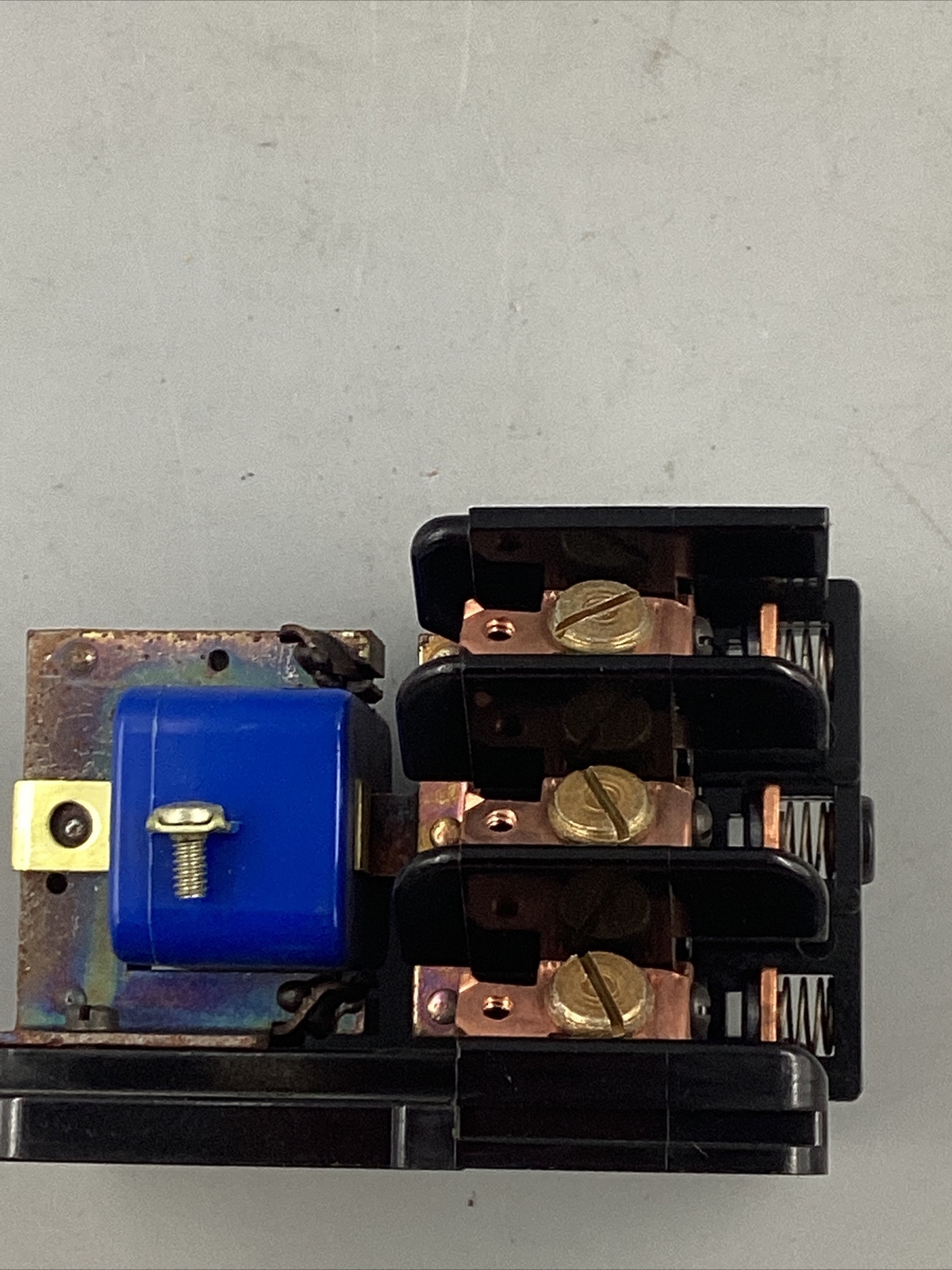 HOUSTON STOCK NEW FURNAS 41DA30AG MAGNETIC CONTACTOR 240V 2DAY AIR SHIPPING