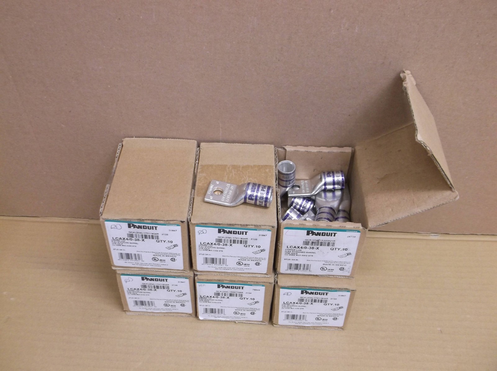 Quantity 10) LCAX4/0-38-X Panduit NEW Tin Plated Copper Lug 4/0 AWG 3/8″ Hole