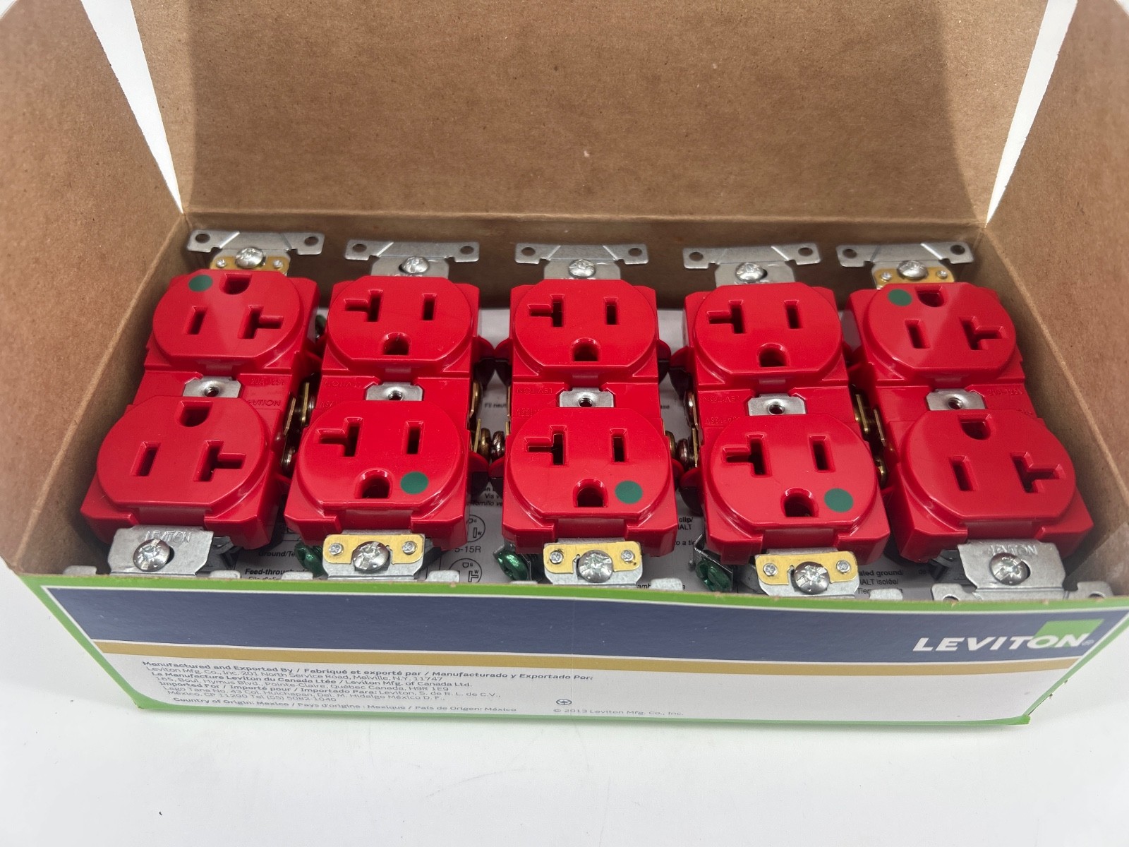 Box of 10 Leviton 8300-HR 20a 125v Heavy Duty Hospital Grade Duplex Receptacle