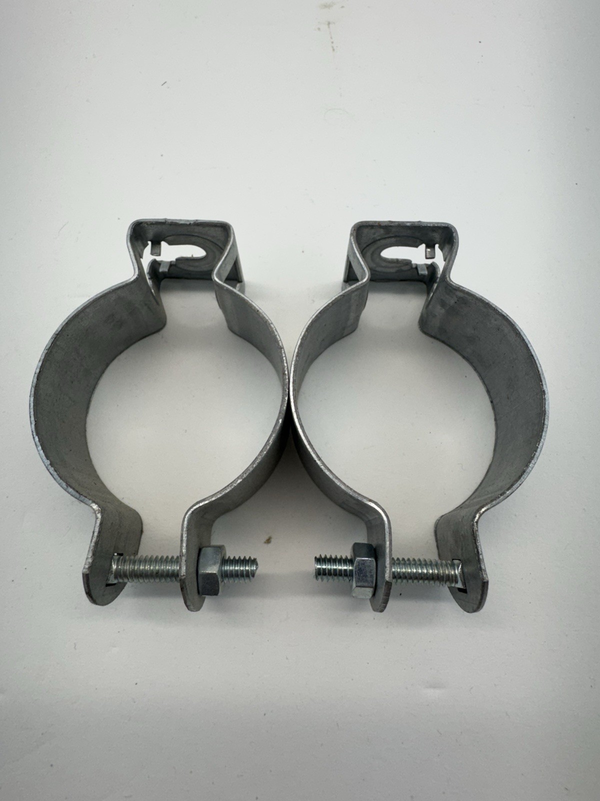 2″ Conduit Hanger with bolt & nut for EMT, IMC, RMC, PVC conduit; set of 2