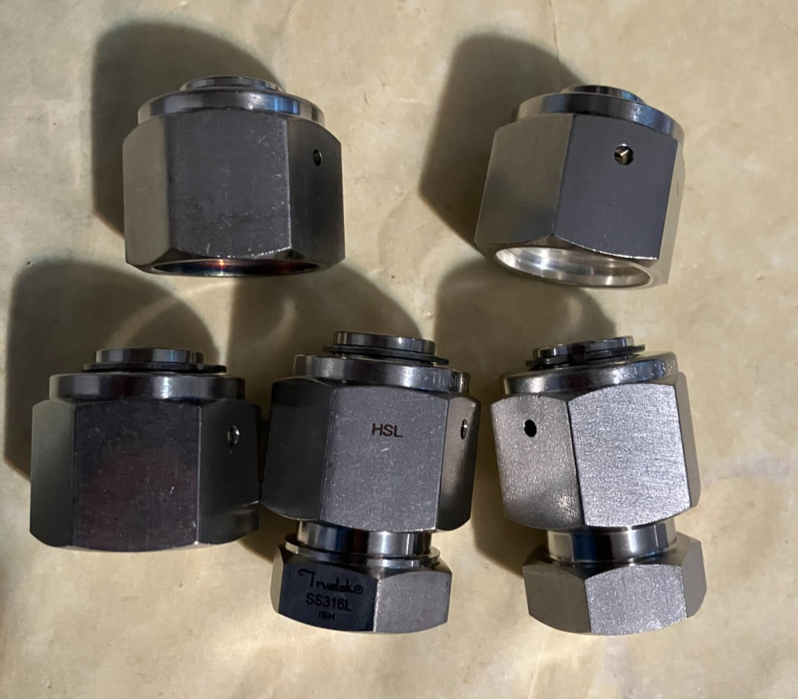 Lot of 7 Swagelok VCR 1/2 in. Cap SS-8-VCR-CP SS-8-VCR-P Face Seal Cap Fitting