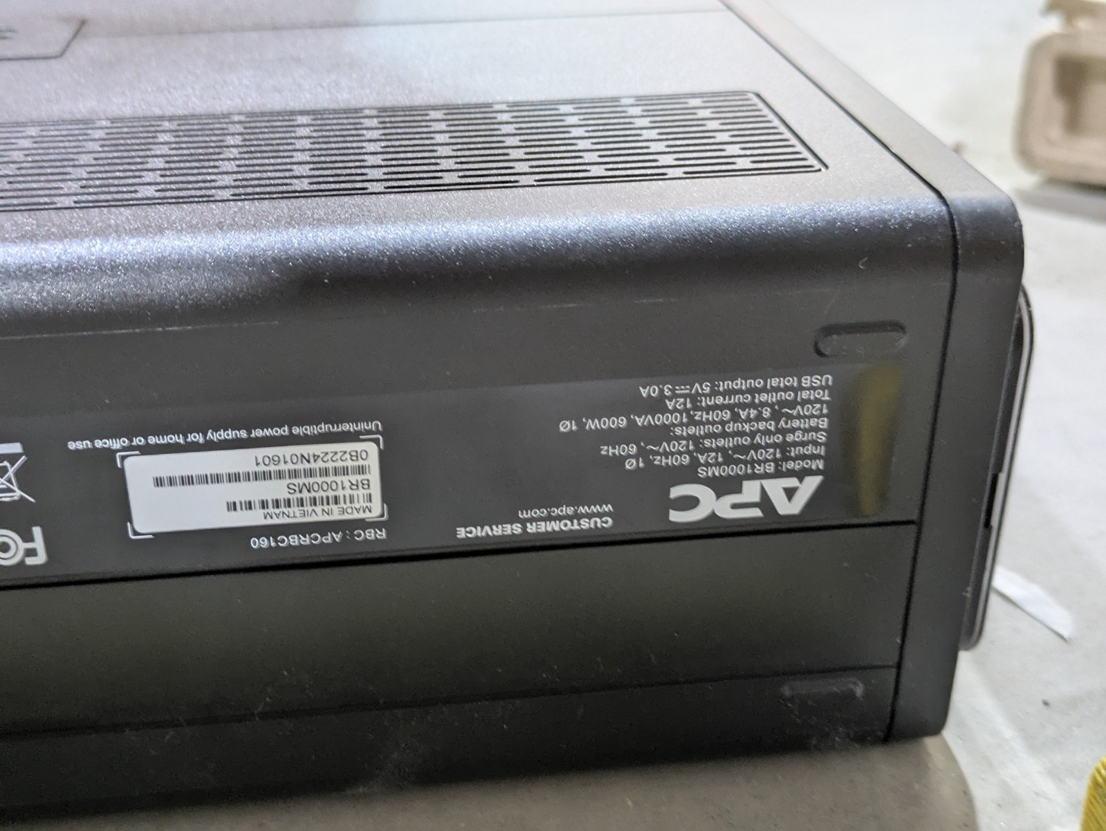APC Schneider Electric BR1000MS Back-UPS Pro 1000VA 600W Sine Wave Tower UPS