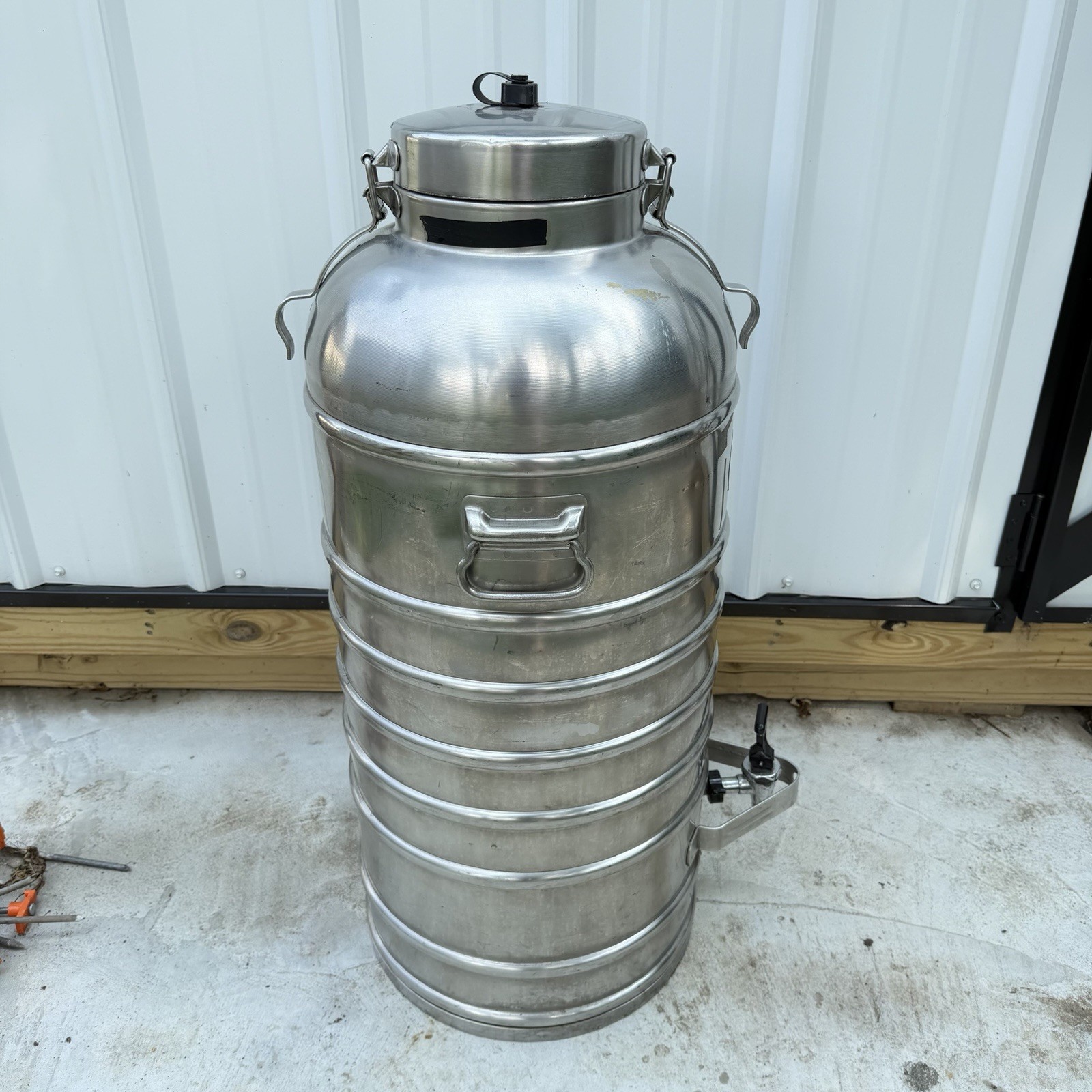 Vtg AerVoid Model 784 10 Gallon Thermal Container Insulated Beverage Dispenser