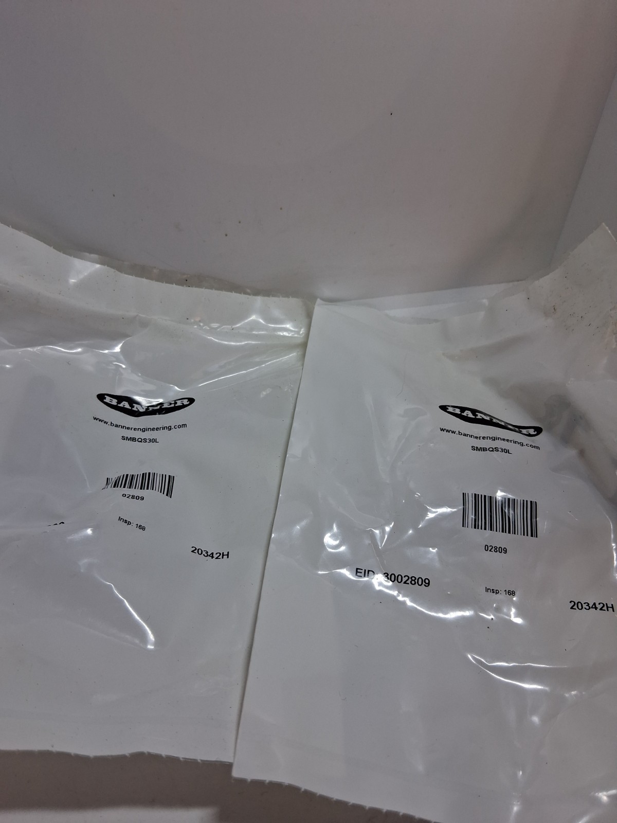 BANNER SMBQS30L MOUNTING BRACKETS (LOT OF 2) NIB