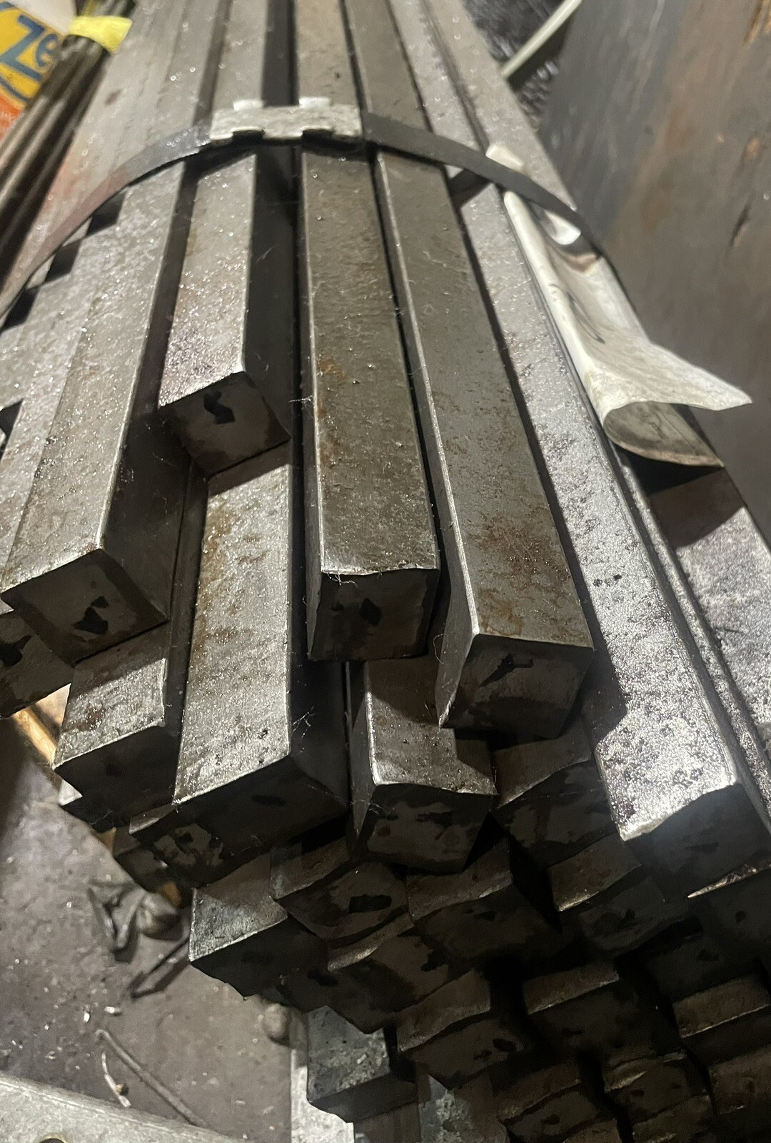 Square 4140/4142 Alloy Steel Annealed Bars, 1.0″ x 1.0″ Wide x 12″ Length