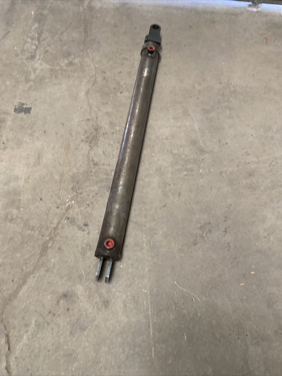 NOS HEAVY DUTY AMREP Hydraulic Cylinder 46-1/2″ Length (unknown model)