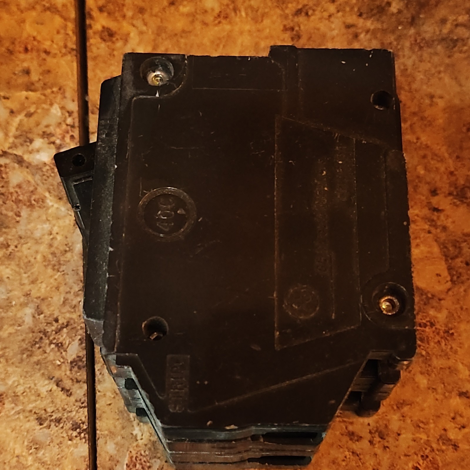 60A 2-Pole DPST Circuit Breaker 120/240V Type C Trip Indicator Black