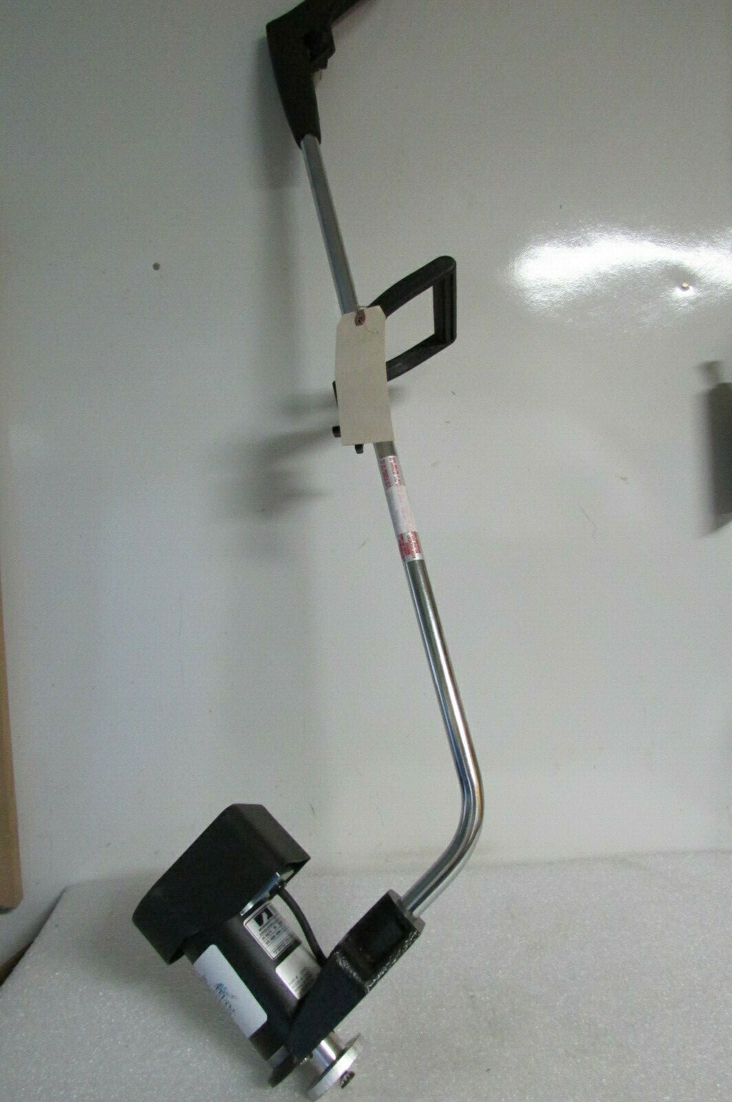 Cortec Grunge Buster Tile Baseboard Scrubber Model 3C-AO12072D Part#1YMR1