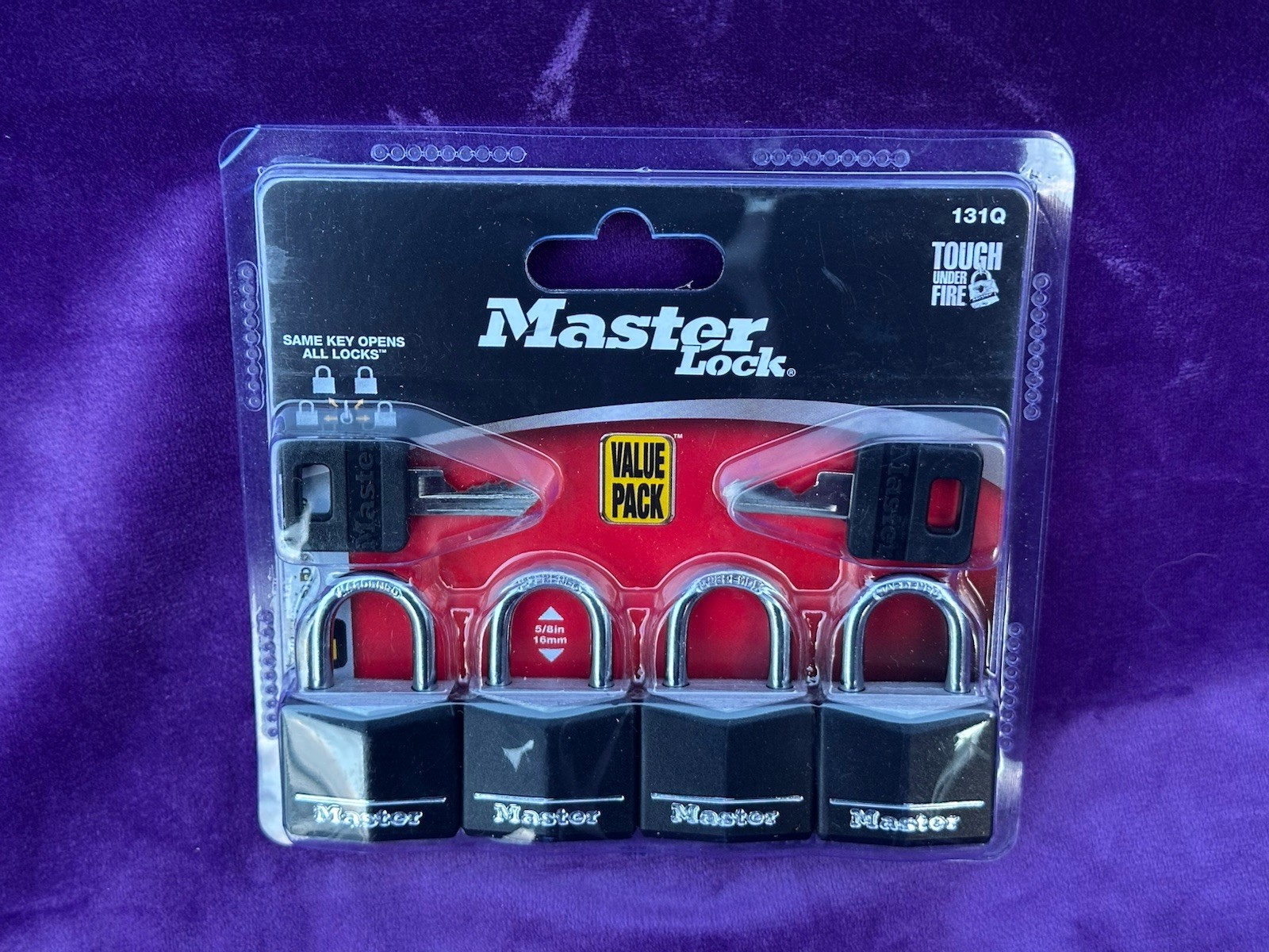 Master Lock 4 Pack Black Padlocks Indoor Outdoor Keyed Alike Security Lock – NEW