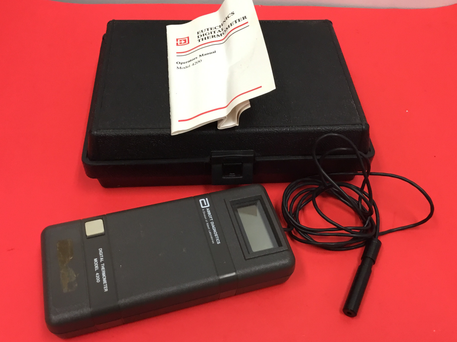 Abbott Diagnostic – 4200 Portable Digital Thermometer