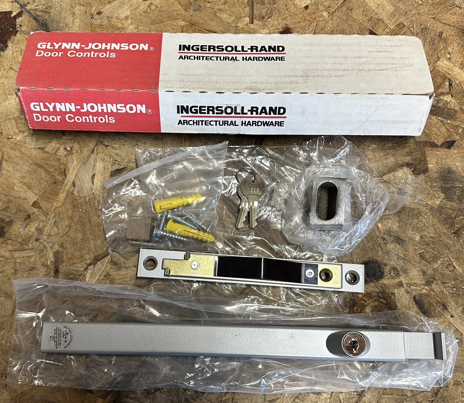 Glynn Johnson SB1600M1-TL-1289 SP28 Surface Top Mount Bolt Locking Heavy Duty