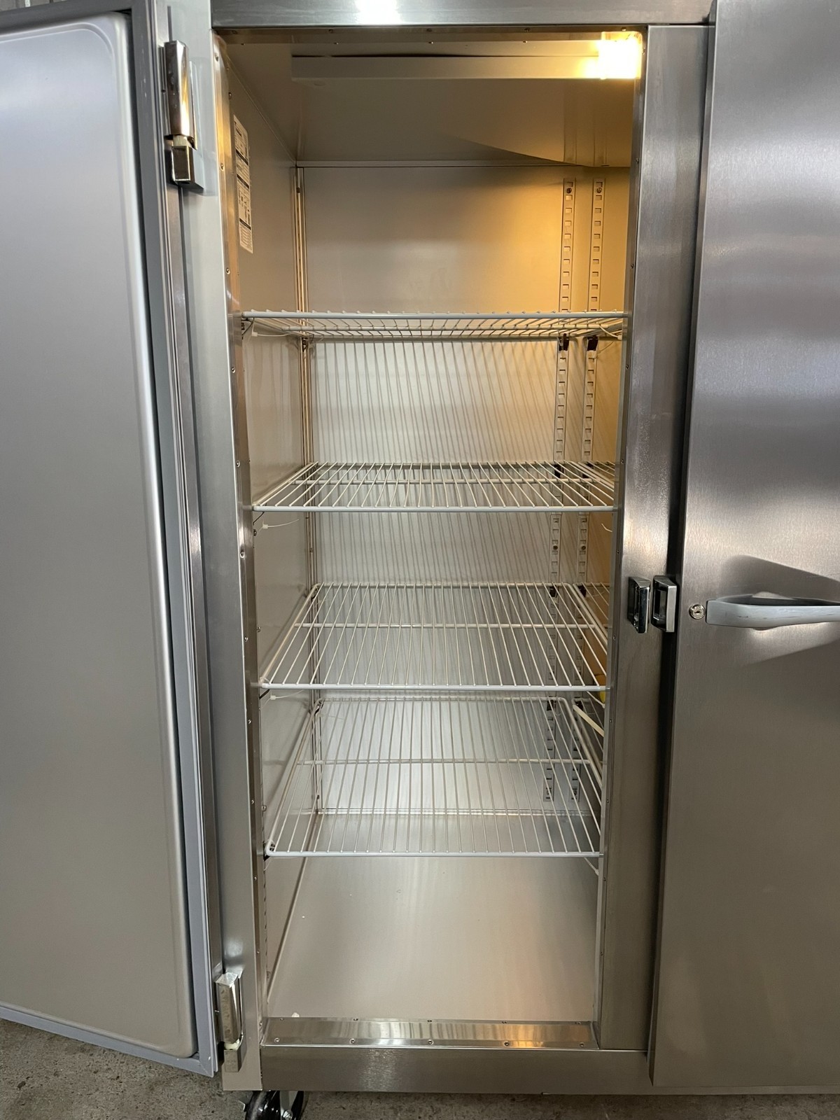 New-2020 Traulsen G30010 3 Door Reach-in Refrigerator on Casters