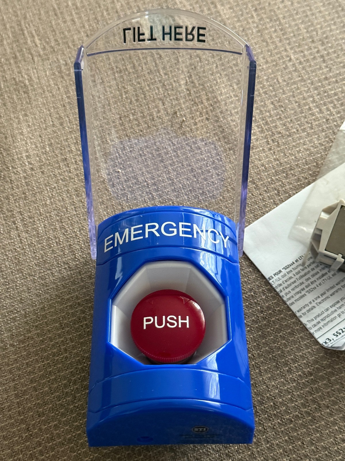 STI SS2421EM-EN Stopper Station Push, Turn-to-Reset w/Shield Blue Emergency