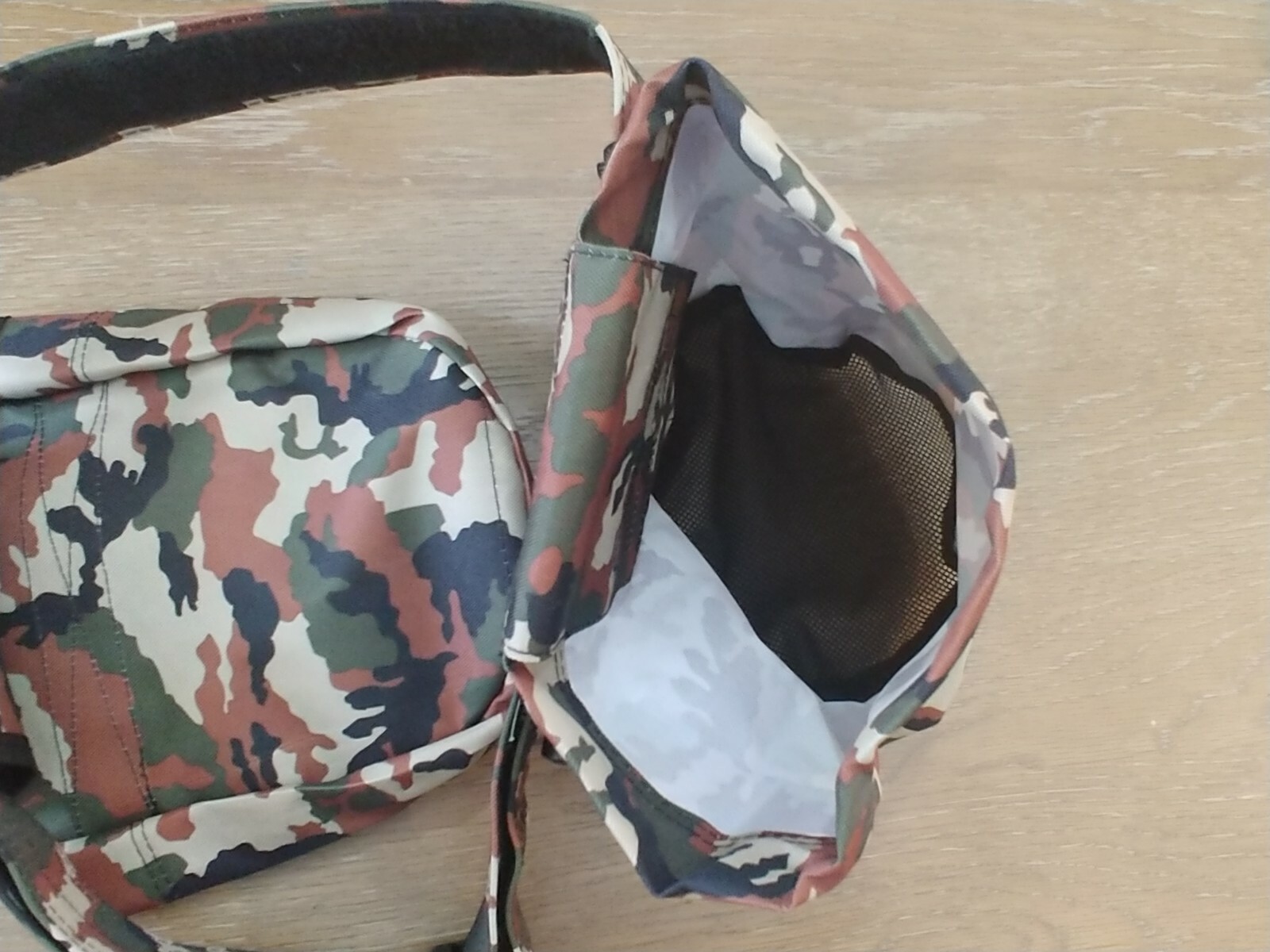 Metal Detecting Finds Bags With 52 Inch Belt High Quality – Camo