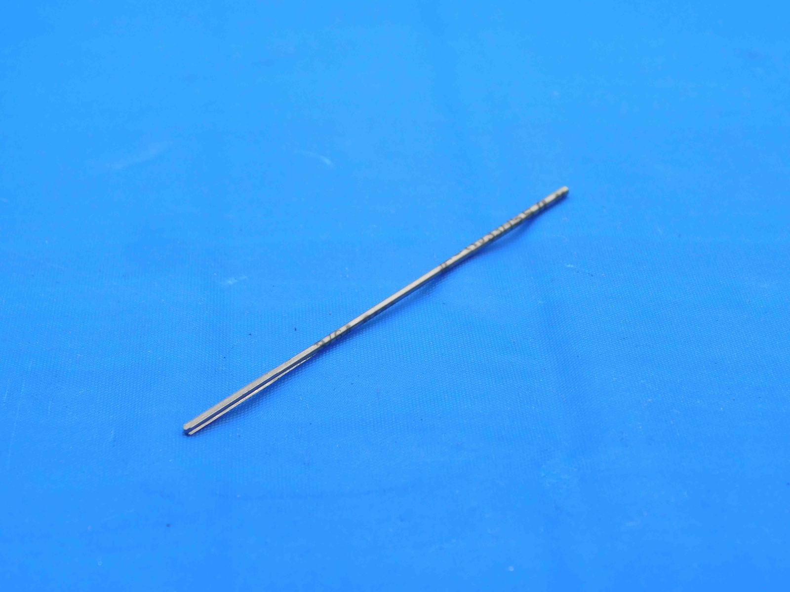 0.0469 O.D. HSS CHUCKING REAMER 4 FLUTE .0469 3/64 .0625 -.0156 UNDERSIZE CNC