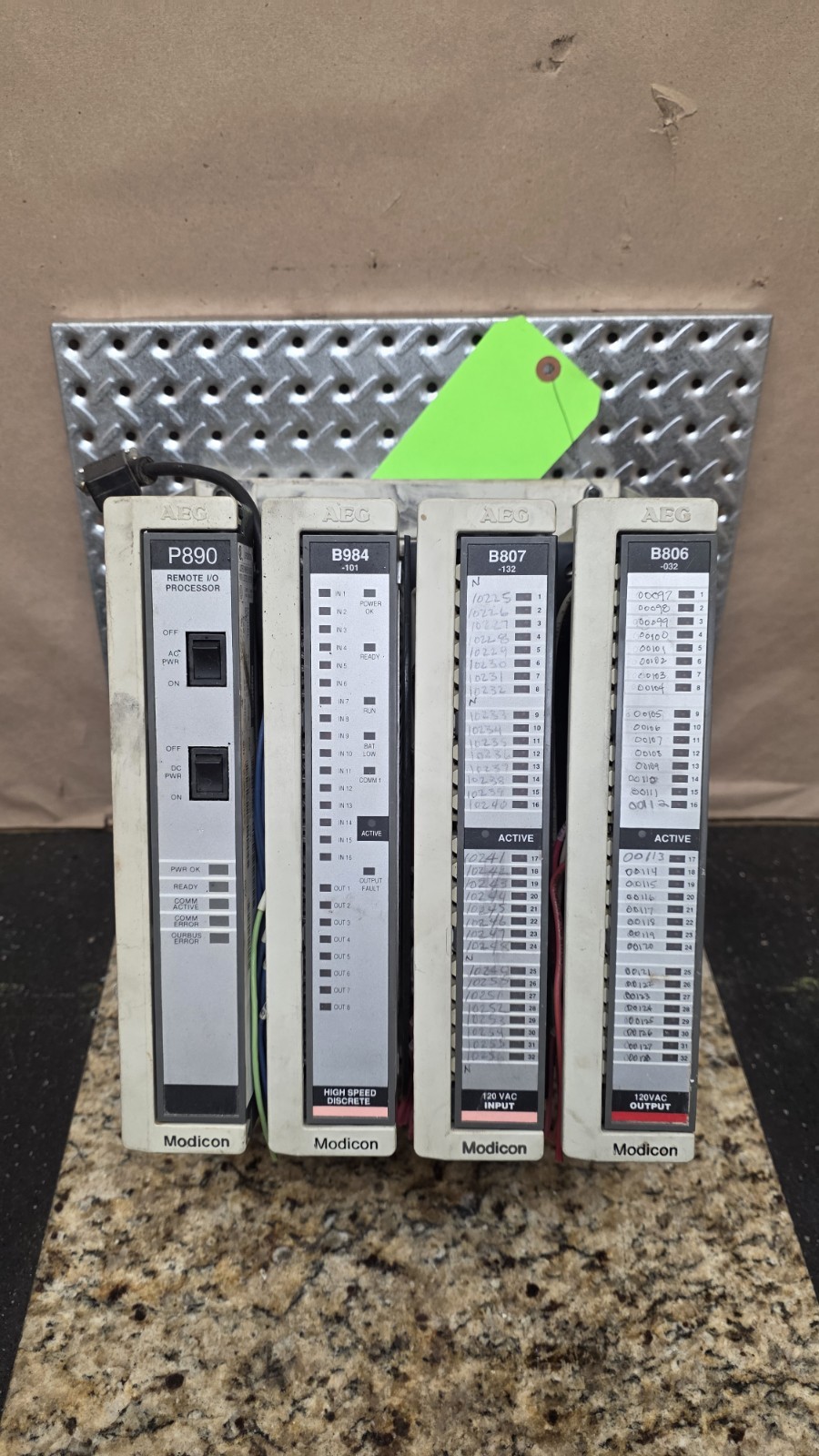 Modicon 984 Series PLC Rack w/ P890 Remote I/O, B984-101, B807-132, B806-032…