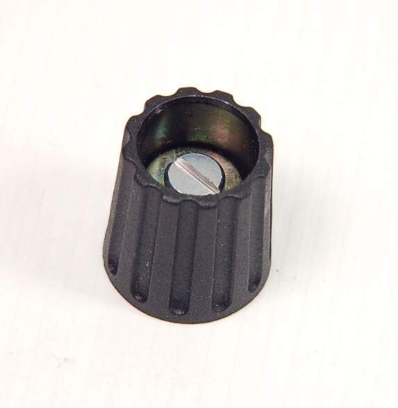Lot of 4 – ELMA 020-3325 Classic Collet Instrument Knob, 14.5mm, for 4mm Shaft