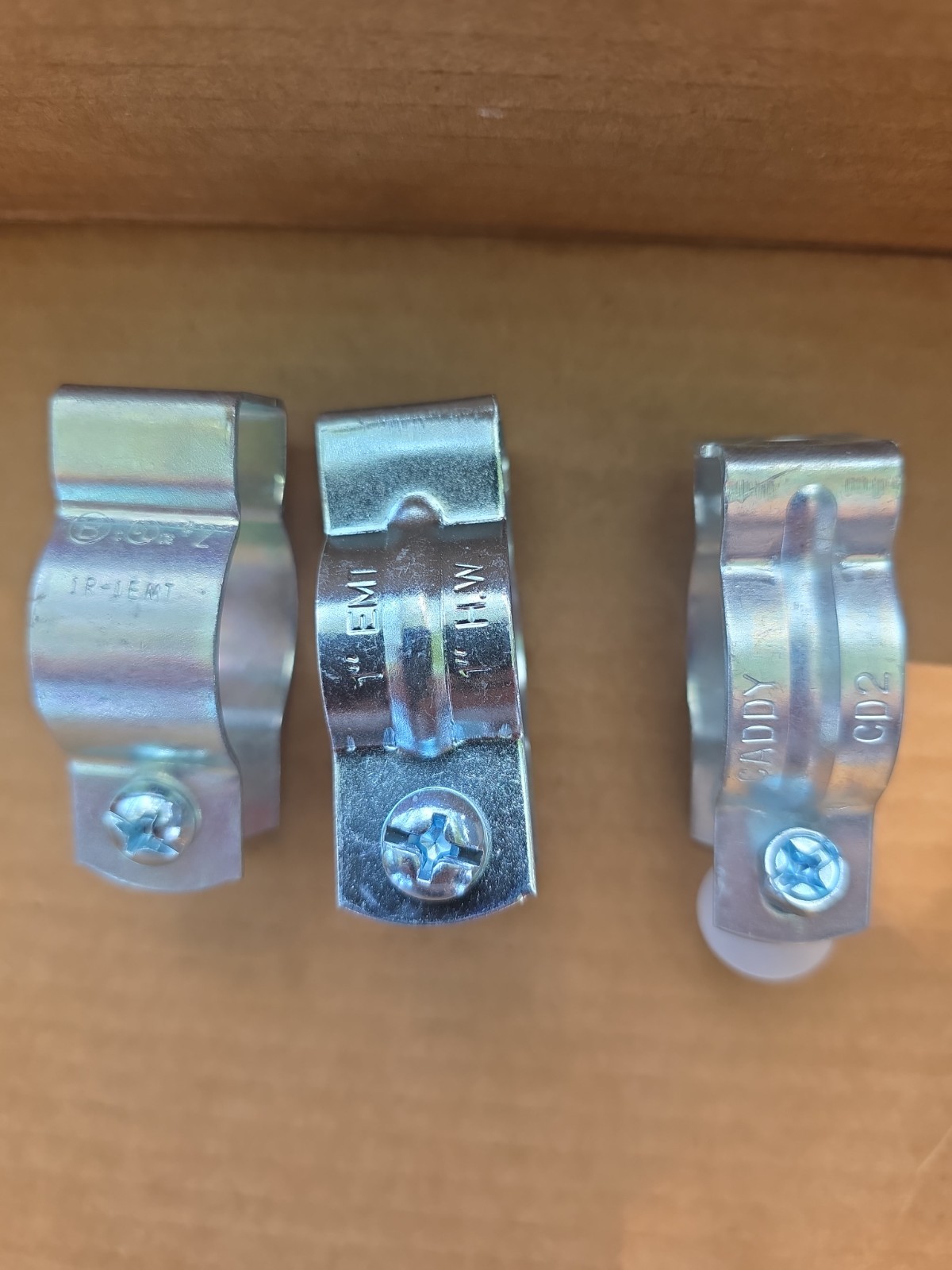 #2 EMT 1″ Conduit Hanger With Screw Various Manufactures [Qty. 50]