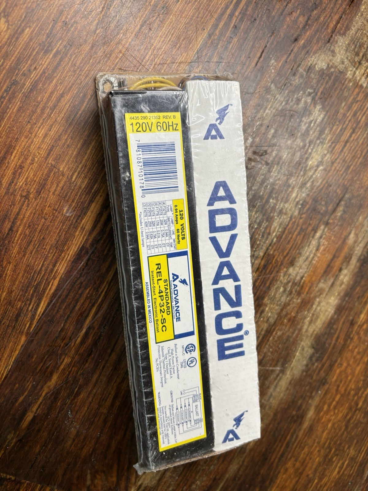 Advance Standard REL-4P32-SC 120V Instant-Start Ballast NEW
