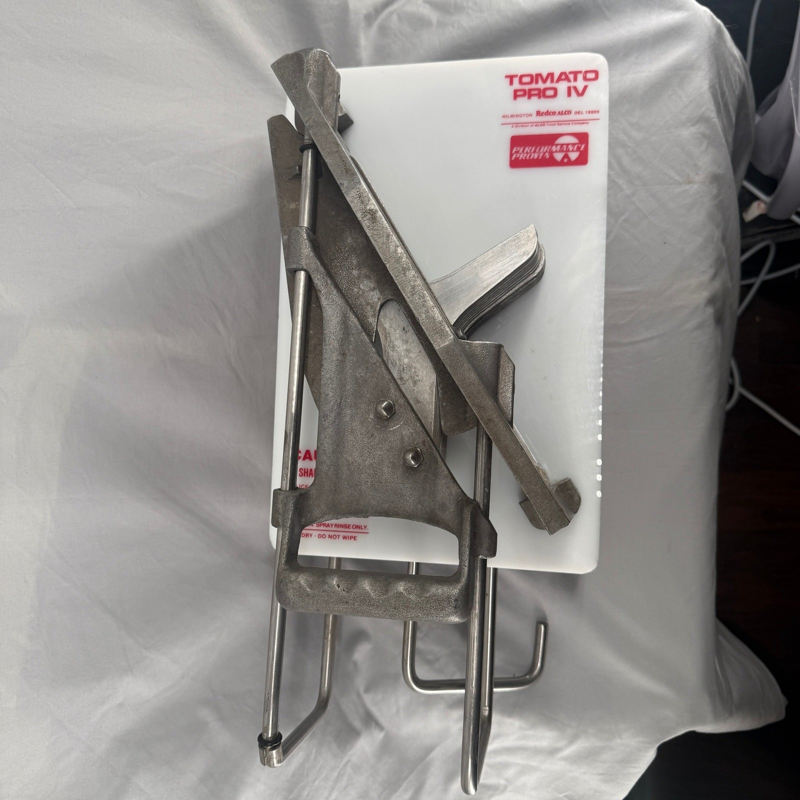Redco Alco Tomato Pro IV Commercial 3/16 Straight Cut Vollrath