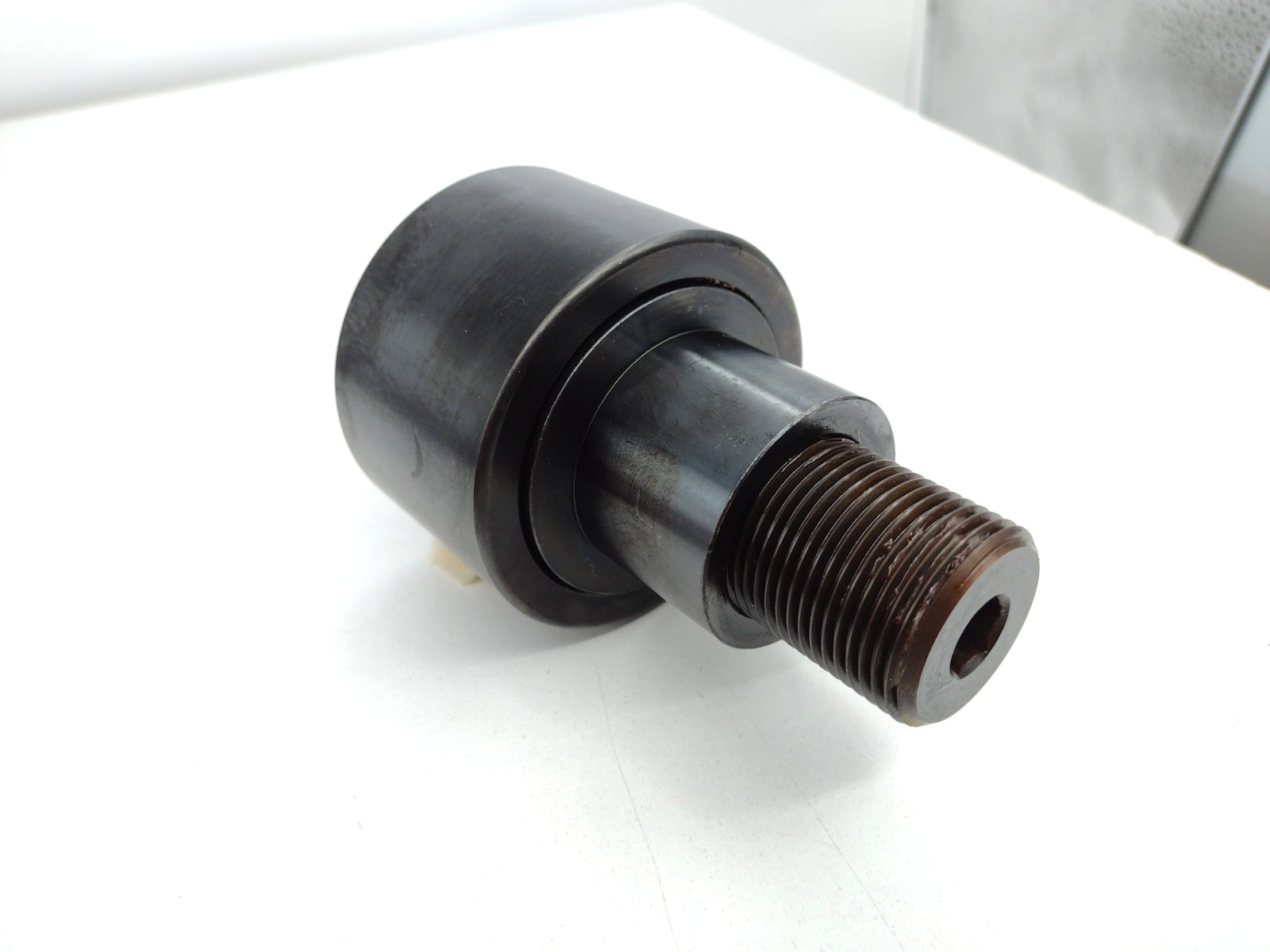 *** McGill PCFE 3 Flat Cam Follower Bearing 3-inch Roller Diameter